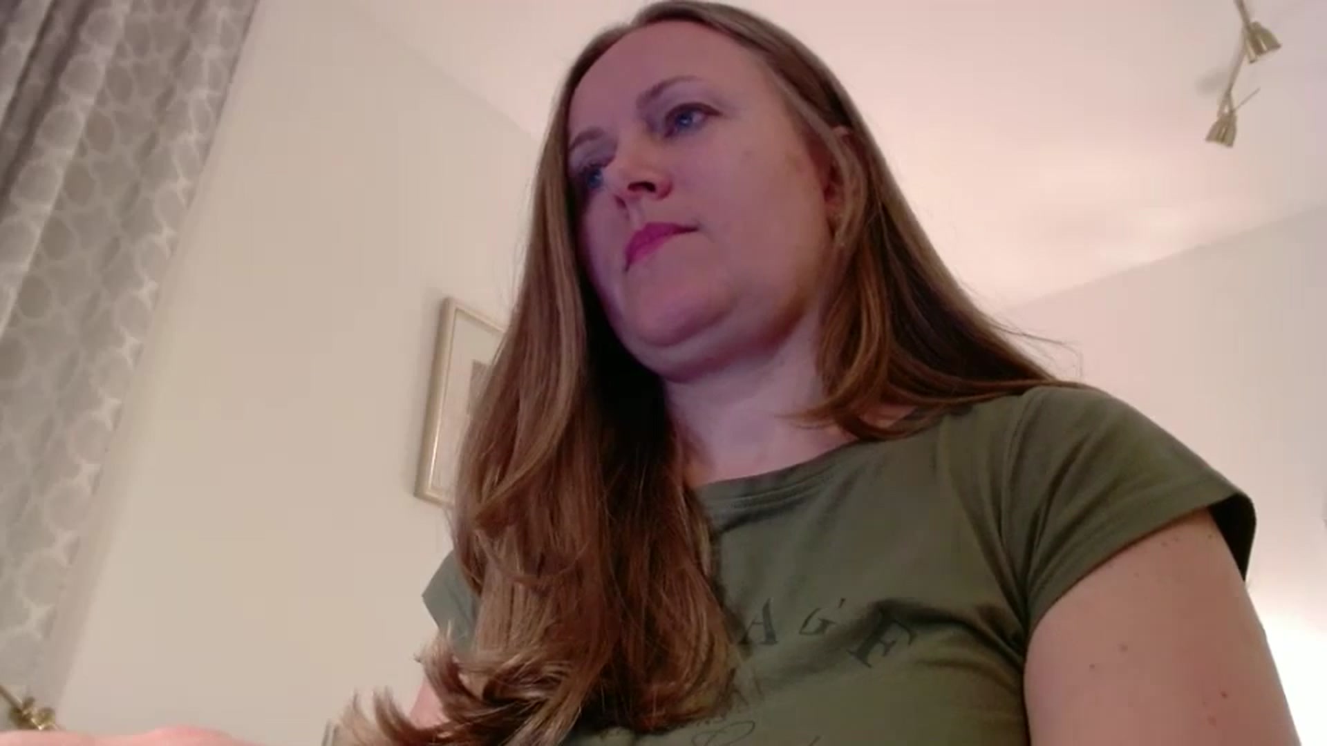 Gallery image thumbnail from JustLily's myfreecams stream on, 03/28/2025, 23:15 image 14 of 20
