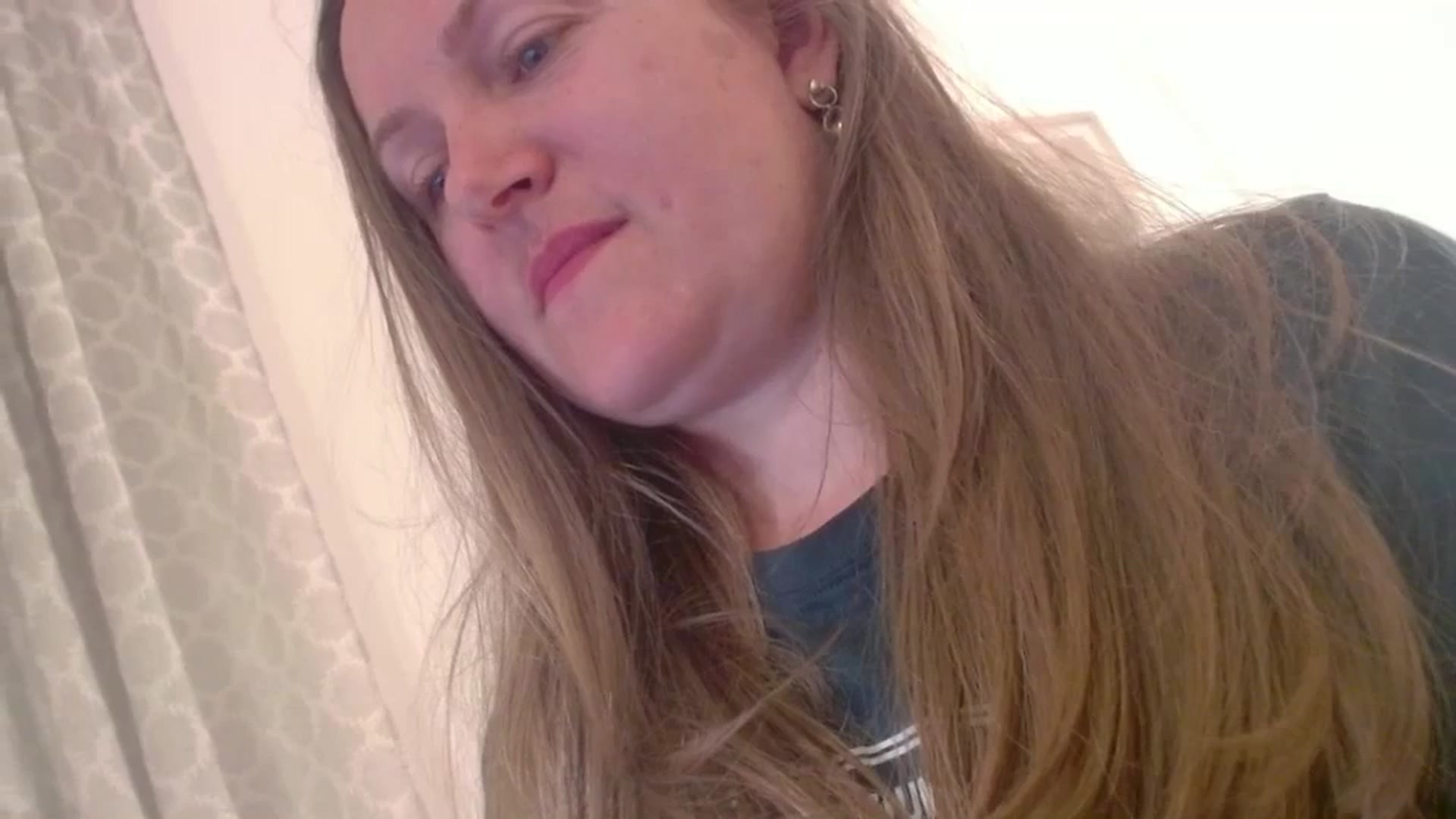 Gallery image thumbnail from JustLily's myfreecams stream on, 04/03/2025, 23:24 image 2 of 20