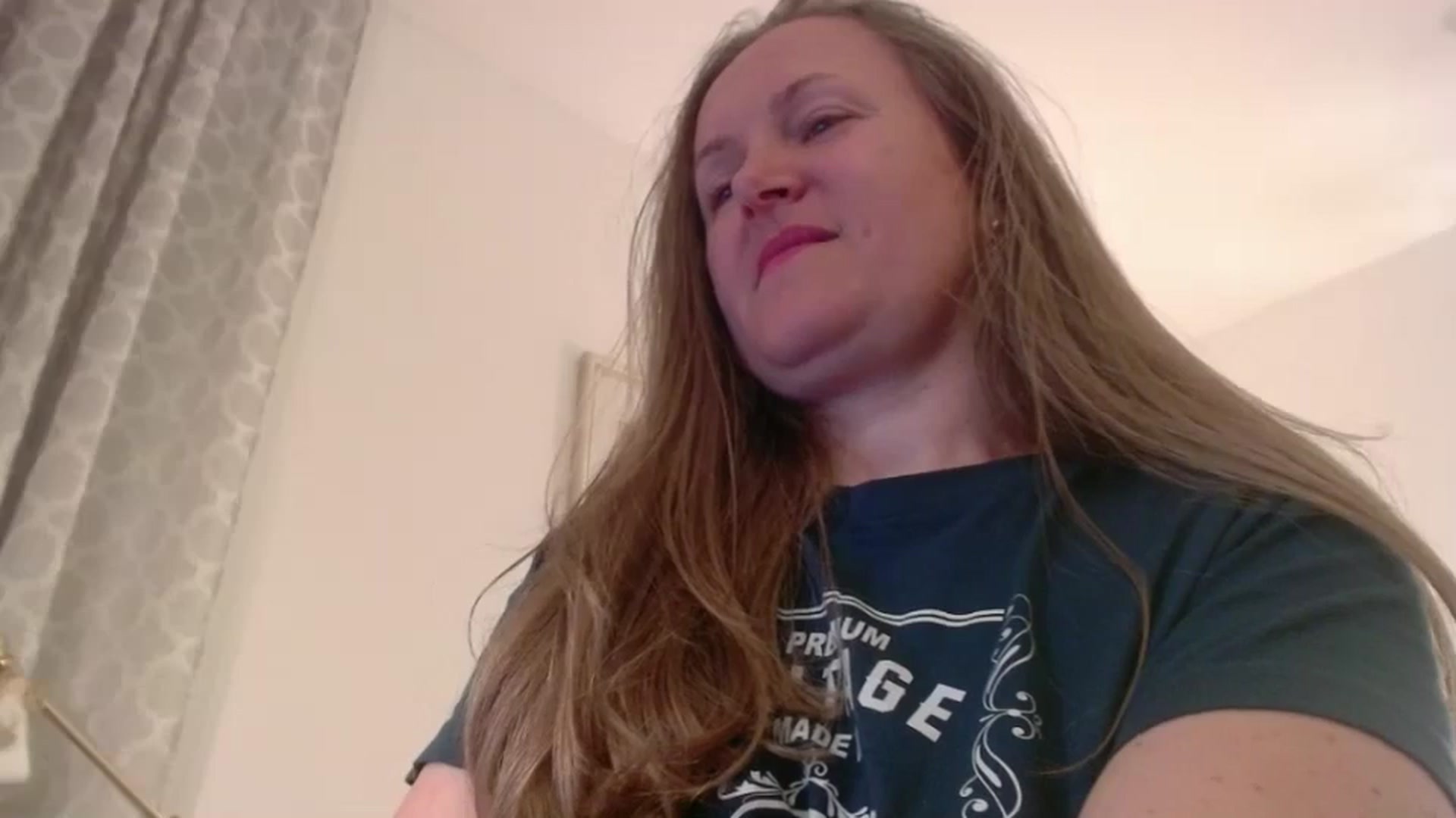 Gallery image thumbnail from JustLily's myfreecams stream on, 04/03/2025, 23:24 image 19 of 20