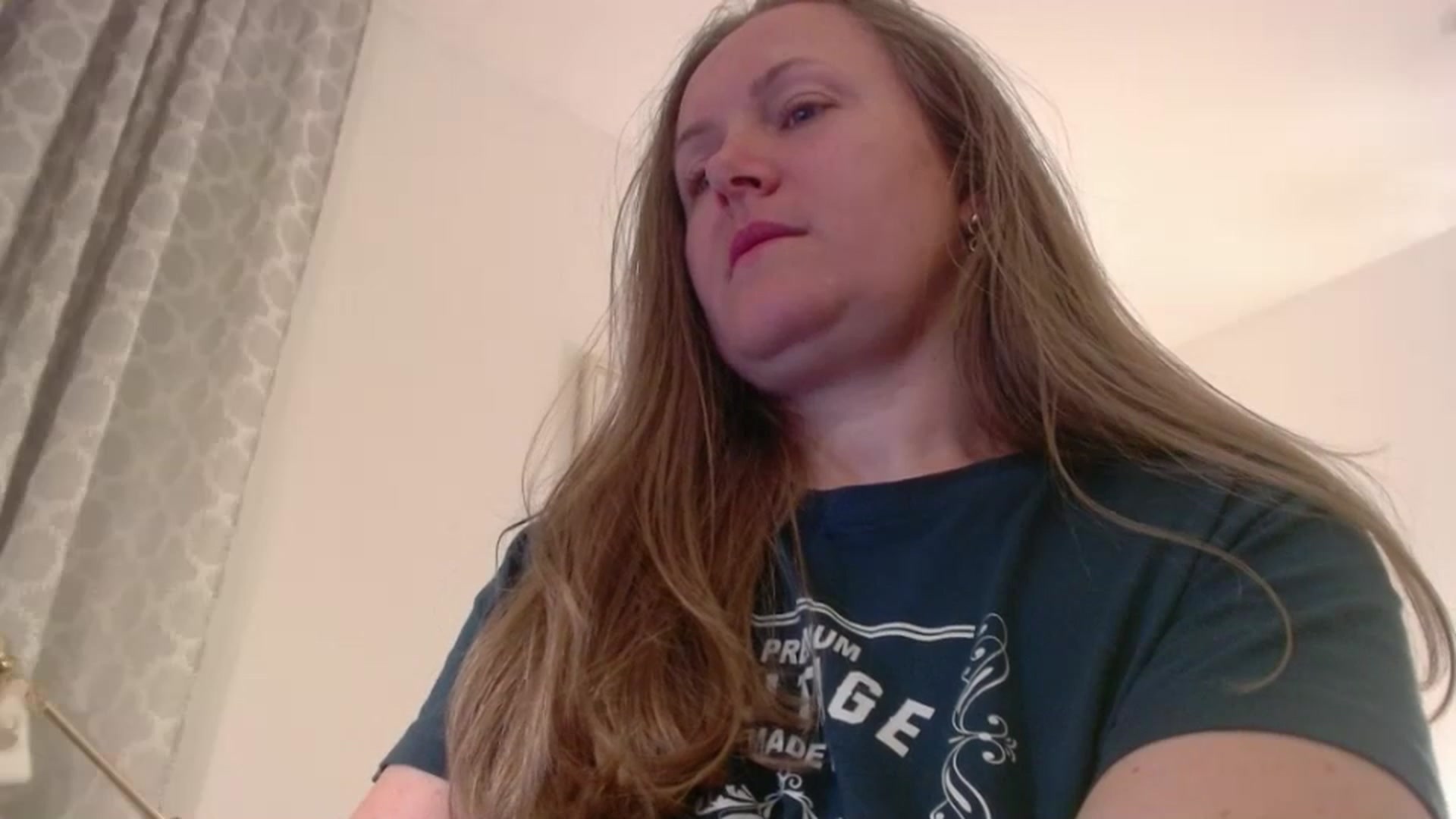 Gallery image thumbnail from JustLily's myfreecams stream on, 04/03/2025, 23:24 image 18 of 20