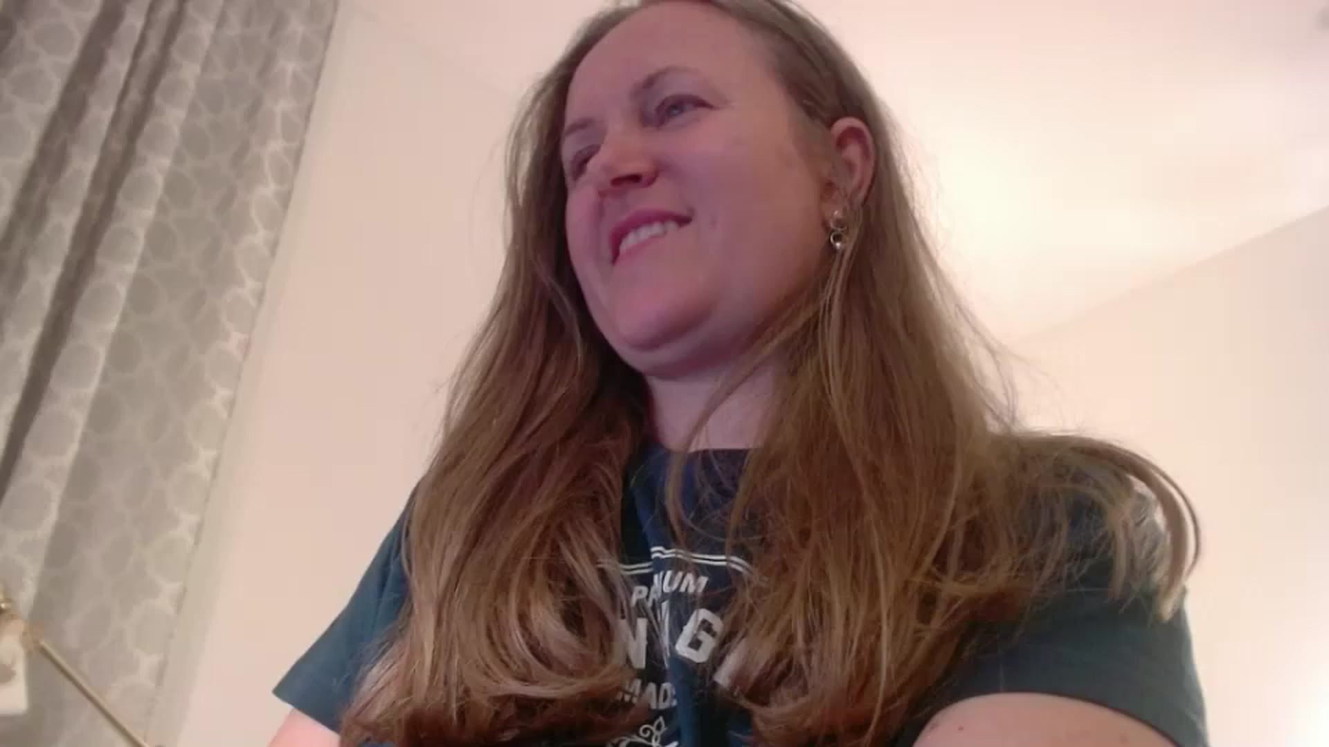 Gallery image thumbnail from JustLily's myfreecams stream on, 04/03/2025, 23:36 image 14 of 20