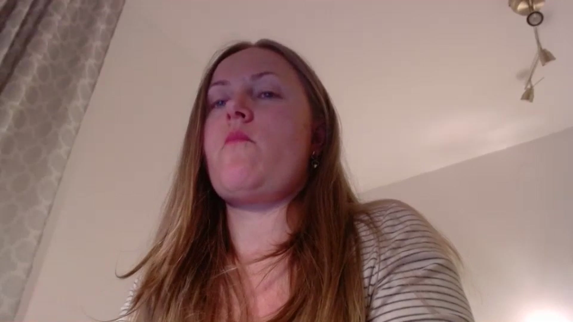 Gallery image thumbnail from JustLily's myfreecams stream on, 04/04/2025, 21:26 image 14 of 20