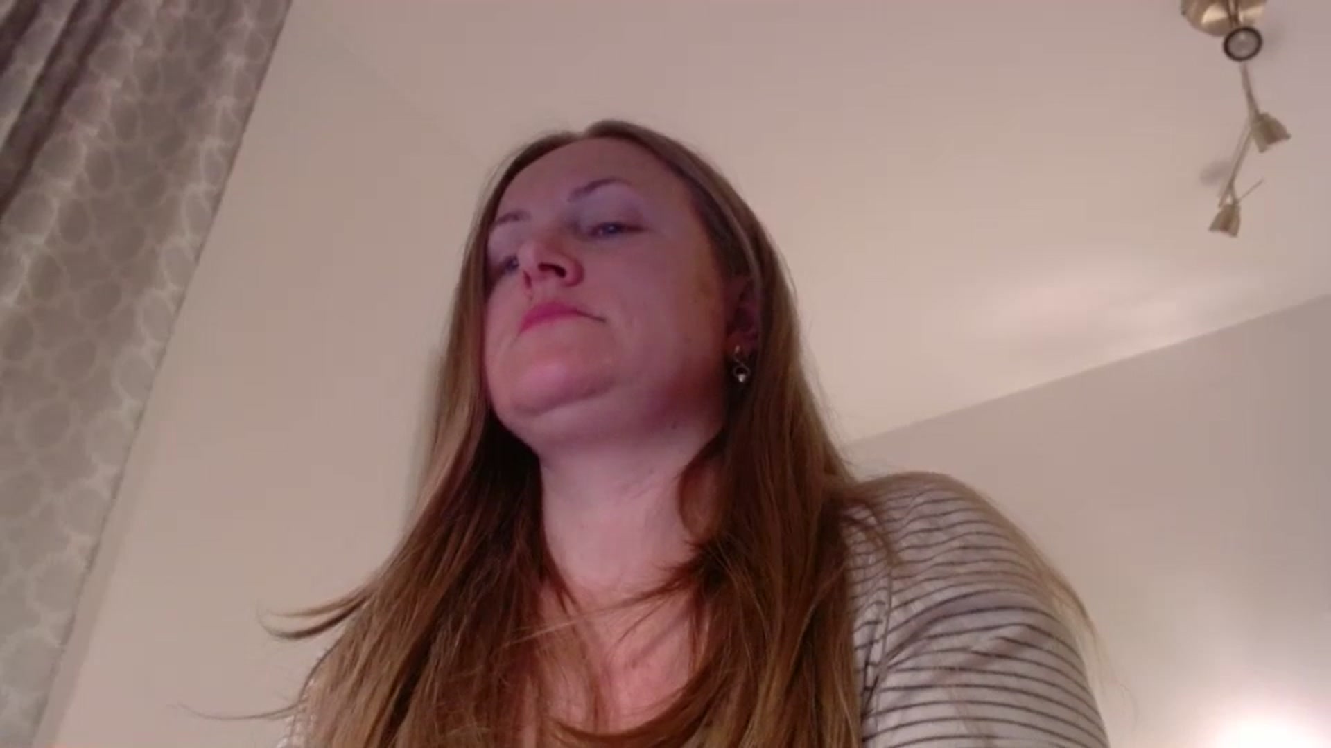 Gallery image thumbnail from JustLily's myfreecams stream on, 04/04/2025, 21:26 image 15 of 20