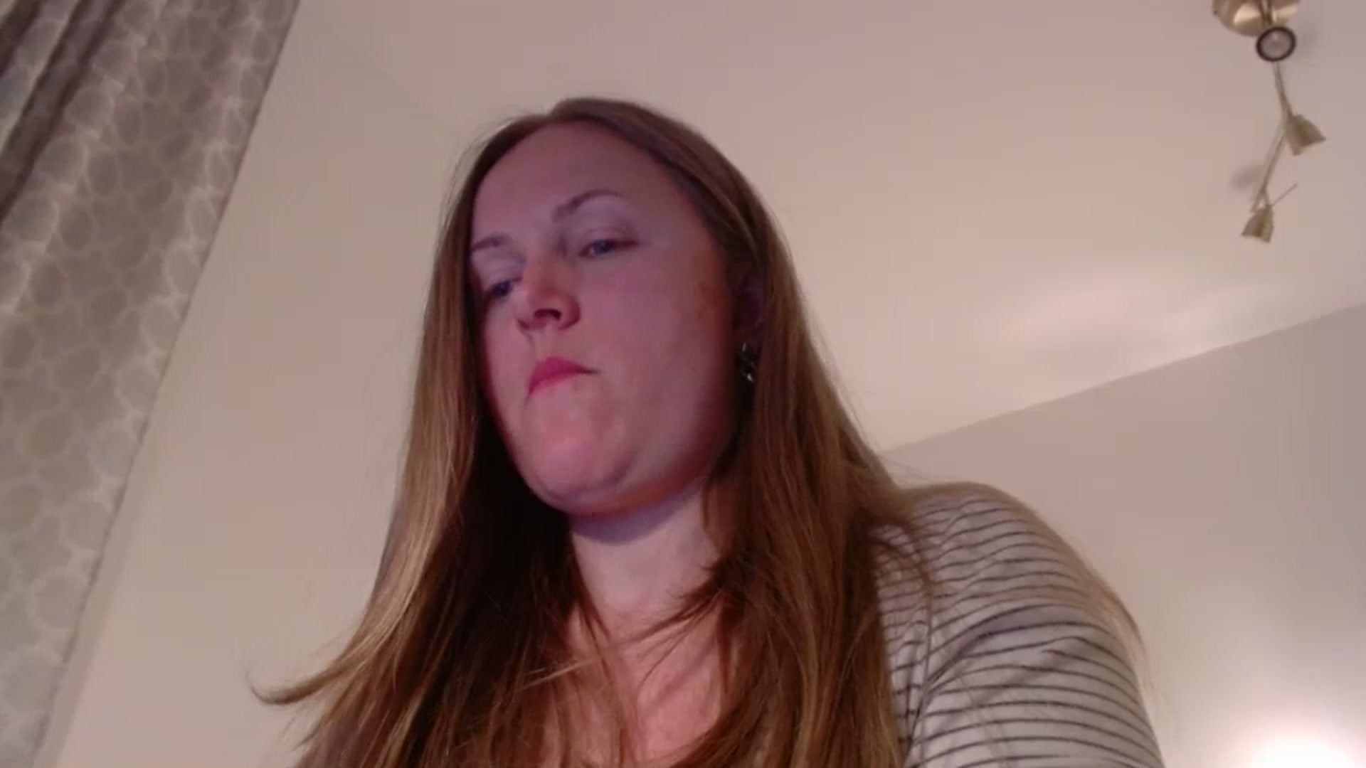Gallery image thumbnail from JustLily's myfreecams stream on, 04/04/2025, 21:26 image 17 of 20
