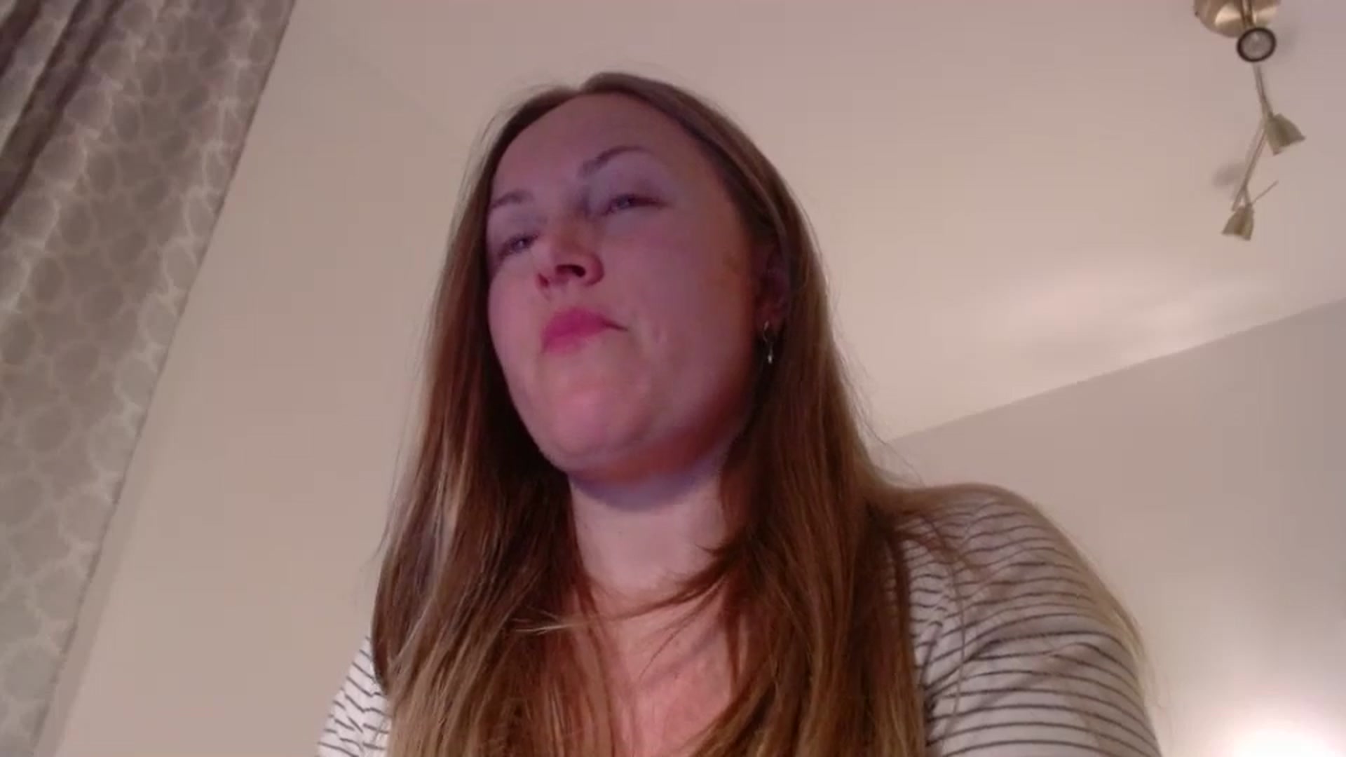 Gallery image thumbnail from JustLily's myfreecams stream on, 04/04/2025, 21:26 image 10 of 20