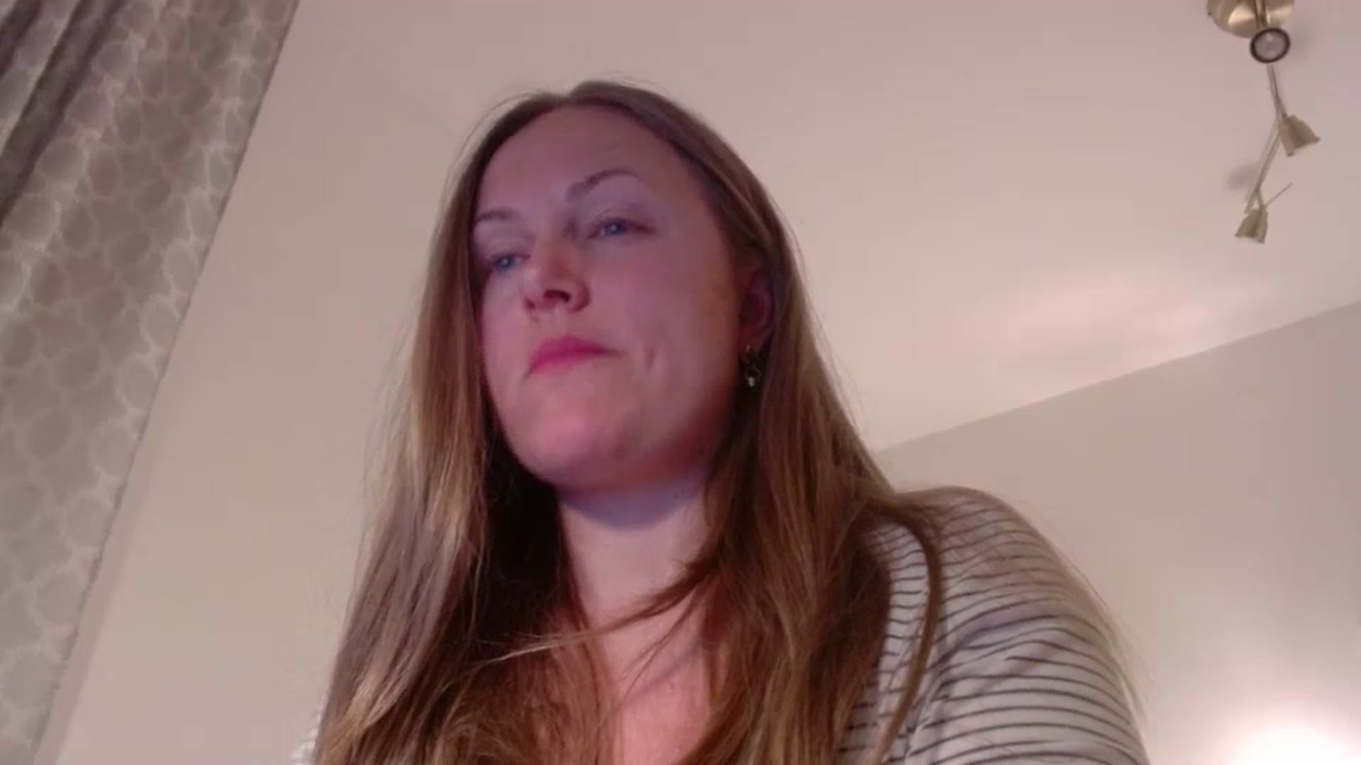 Gallery image thumbnail from JustLily's myfreecams stream on, 04/04/2025, 21:26 image 4 of 20
