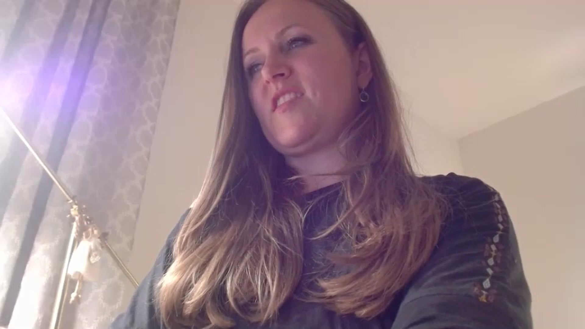 Gallery image thumbnail from JustLily's myfreecams stream on, 04/07/2025, 22:47 image 18 of 20