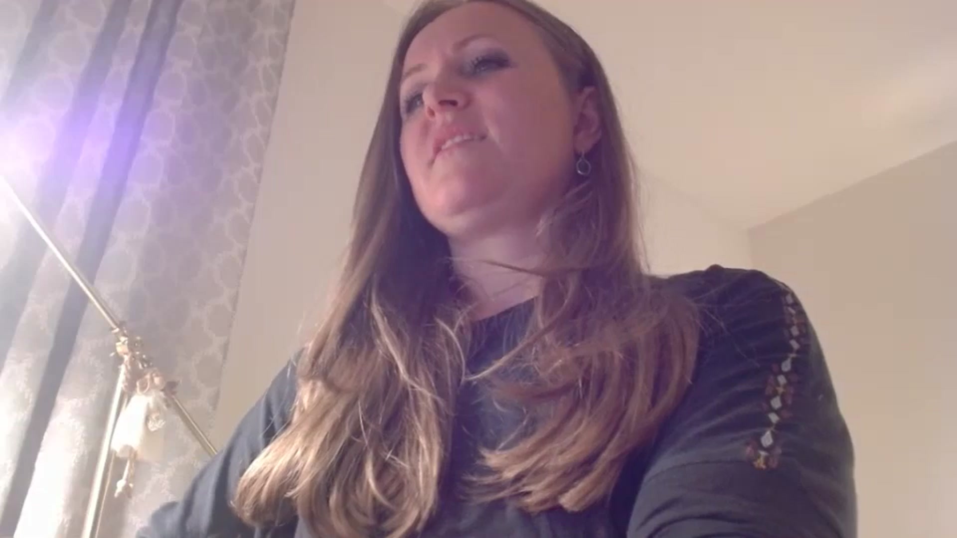 Gallery image thumbnail from JustLily's myfreecams stream on, 04/07/2025, 22:47 image 6 of 20