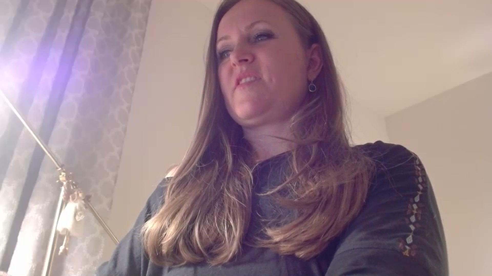 Gallery image thumbnail from JustLily's myfreecams stream on, 04/07/2025, 22:47 image 14 of 20