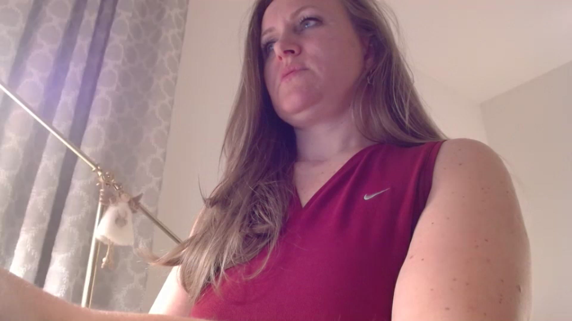 Gallery image thumbnail from JustLily's myfreecams stream on, 04/08/2025, 24:18 image 1 of 20