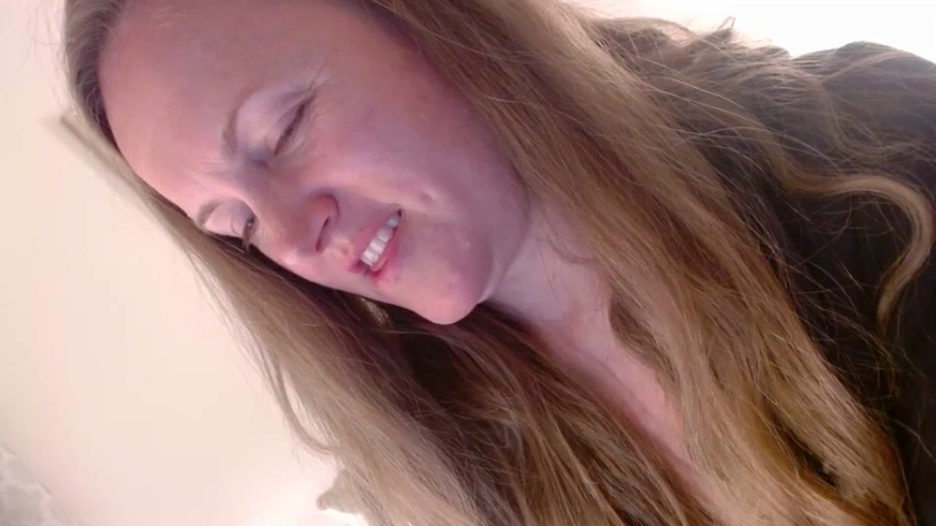 Gallery image thumbnail from JustLily's myfreecams stream on, 04/10/2025, 23:29 image 20 of 20