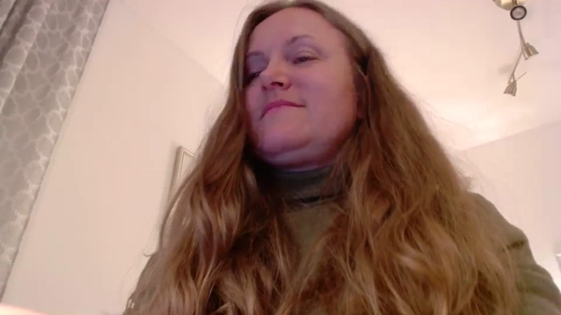 Gallery image thumbnail from JustLily's myfreecams stream on, 04/11/2025, 22:46 image 7 of 20