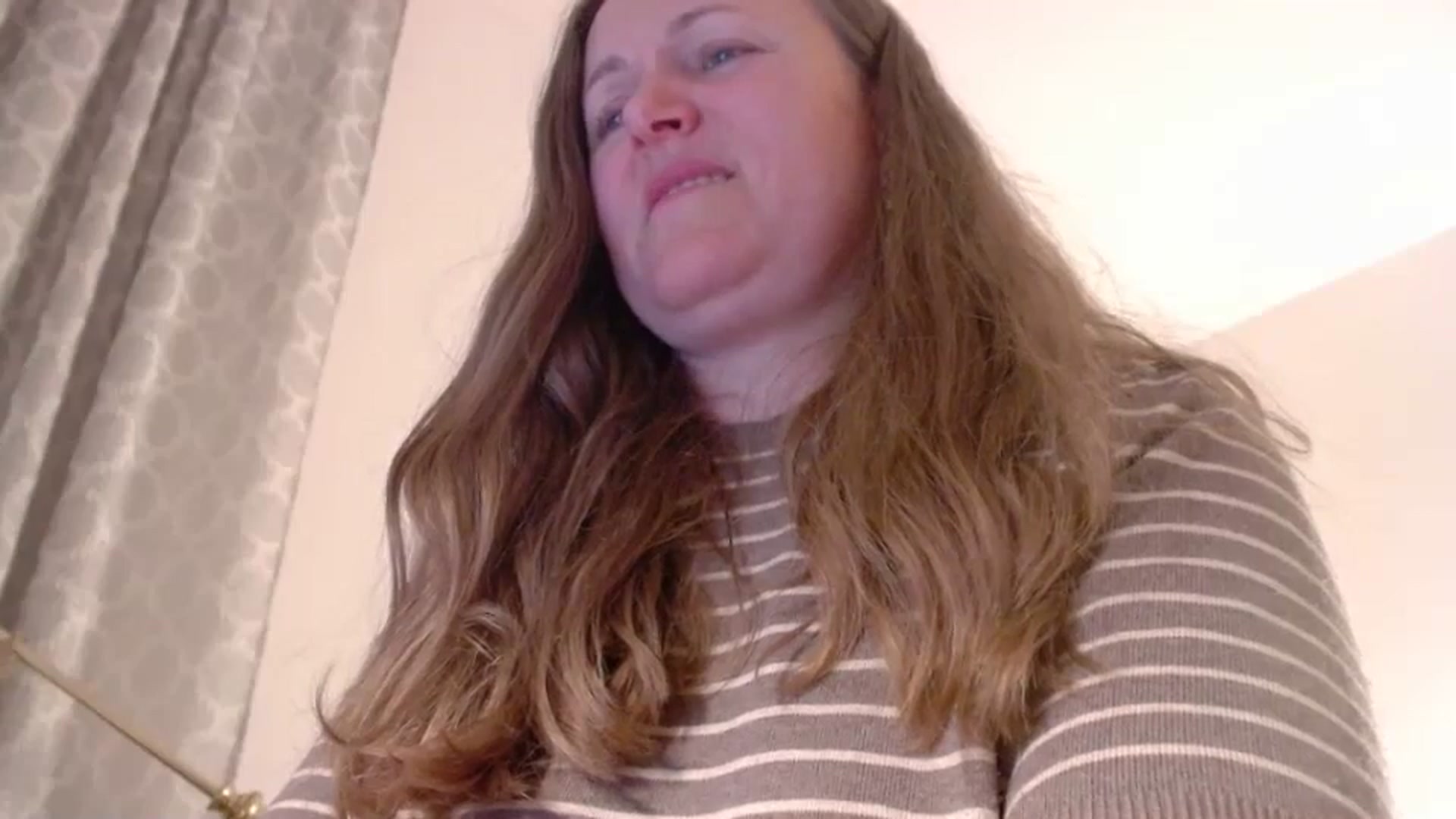 Gallery image thumbnail from JustLily's myfreecams stream on, 04/12/2025, 23:18 image 13 of 20