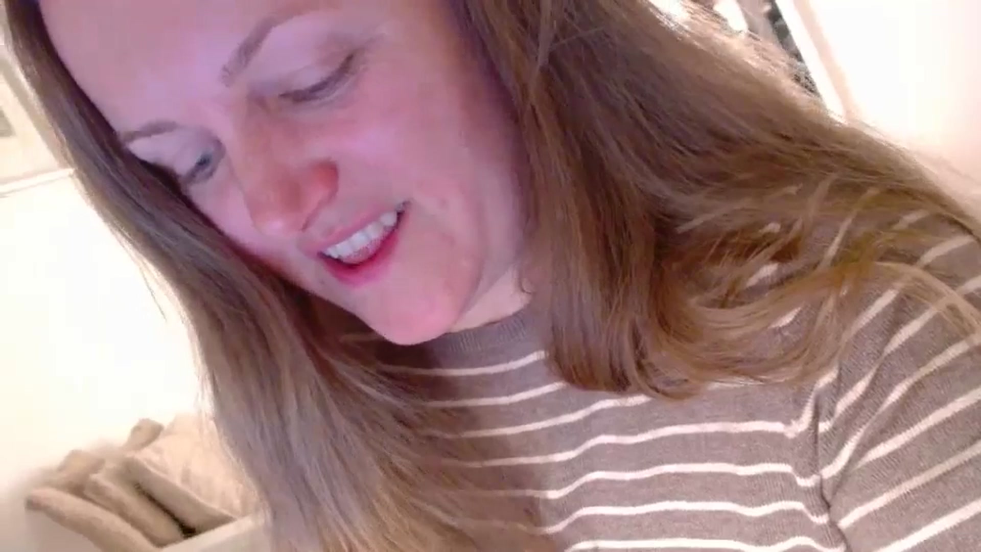 Gallery image thumbnail from JustLily's myfreecams stream on, 04/12/2025, 23:18 image 2 of 20