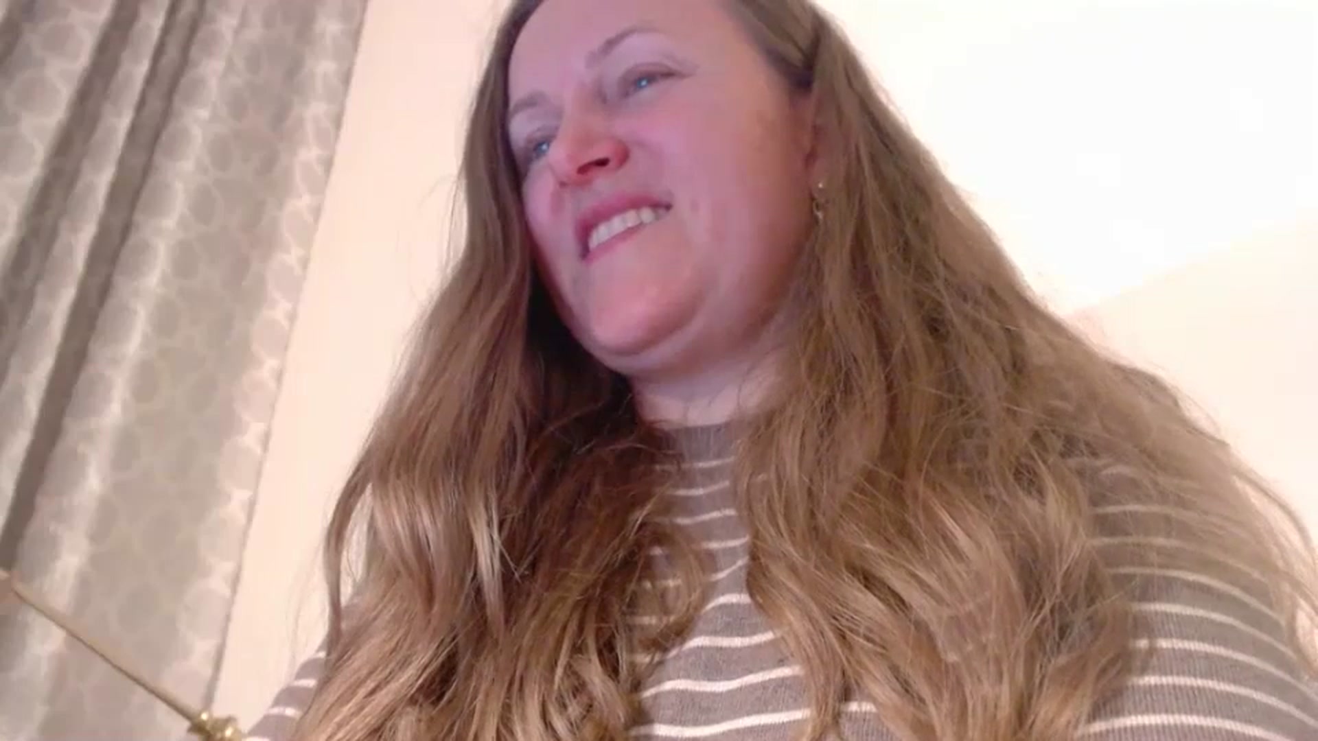 Gallery image thumbnail from JustLily's myfreecams stream on, 04/12/2025, 23:18 image 11 of 20