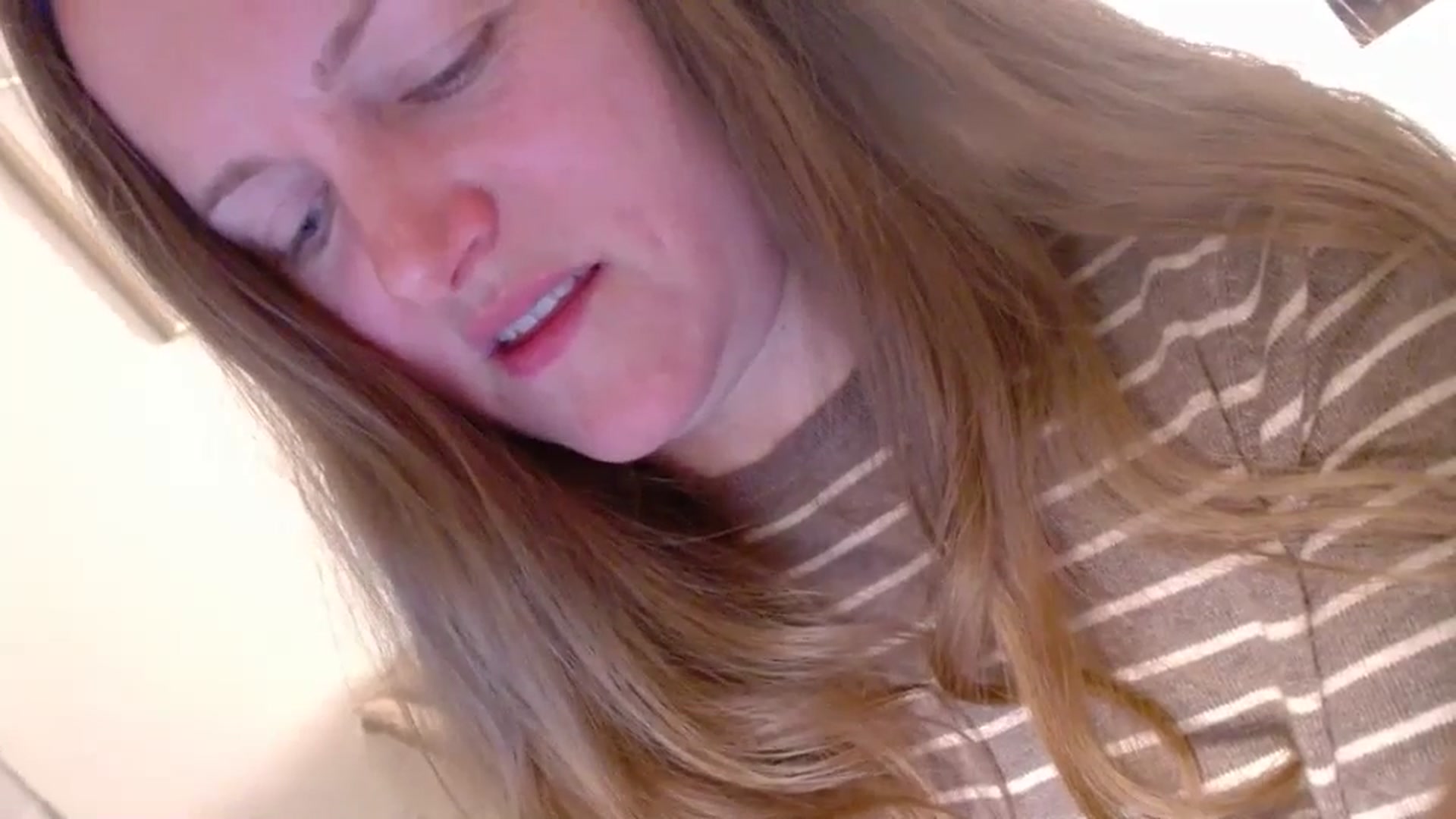 Gallery image thumbnail from JustLily's myfreecams stream on, 04/12/2025, 23:18 image 8 of 20