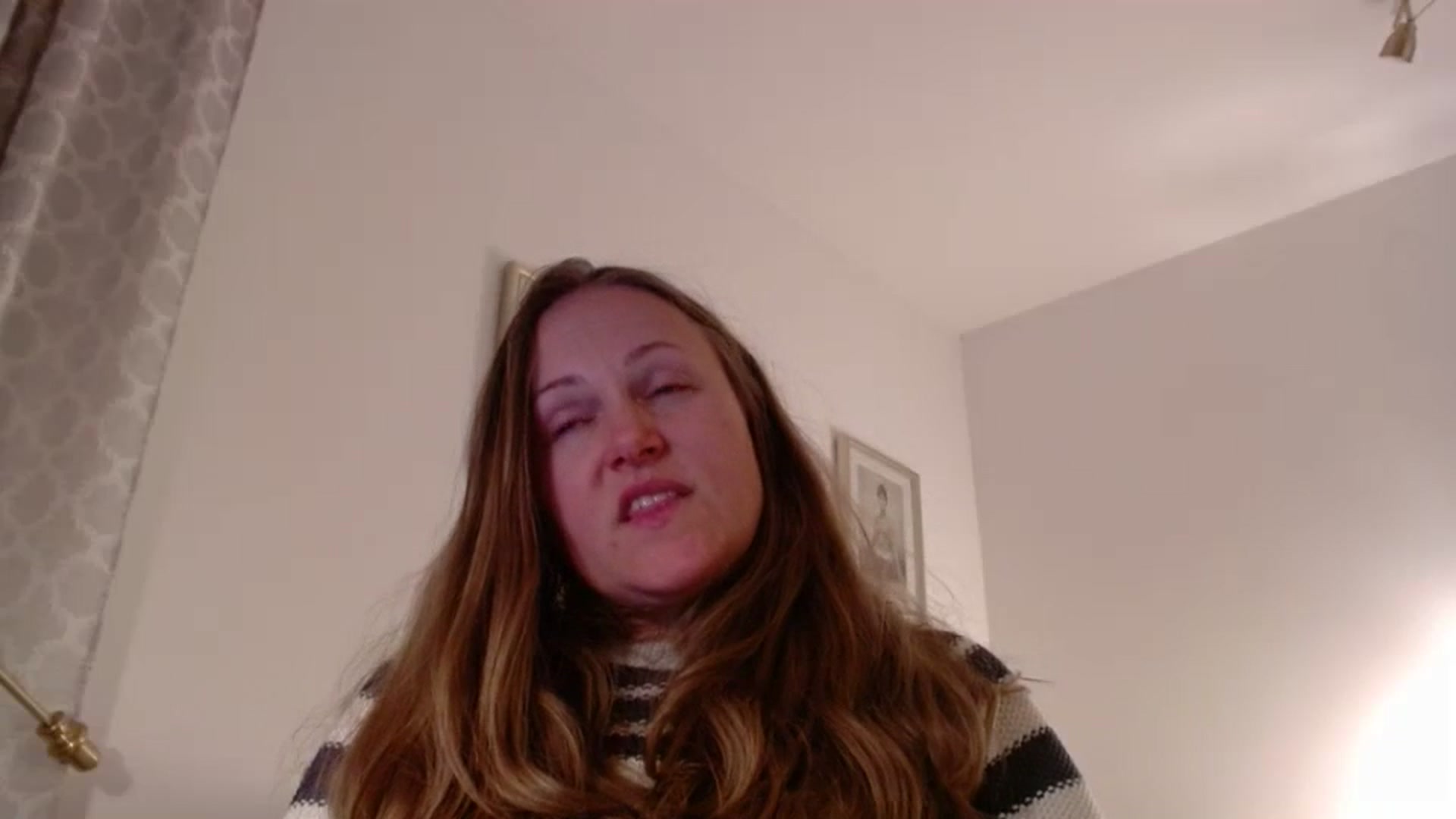 Gallery image thumbnail from JustLily's myfreecams stream on, 04/15/2025, 24:09 image 20 of 20