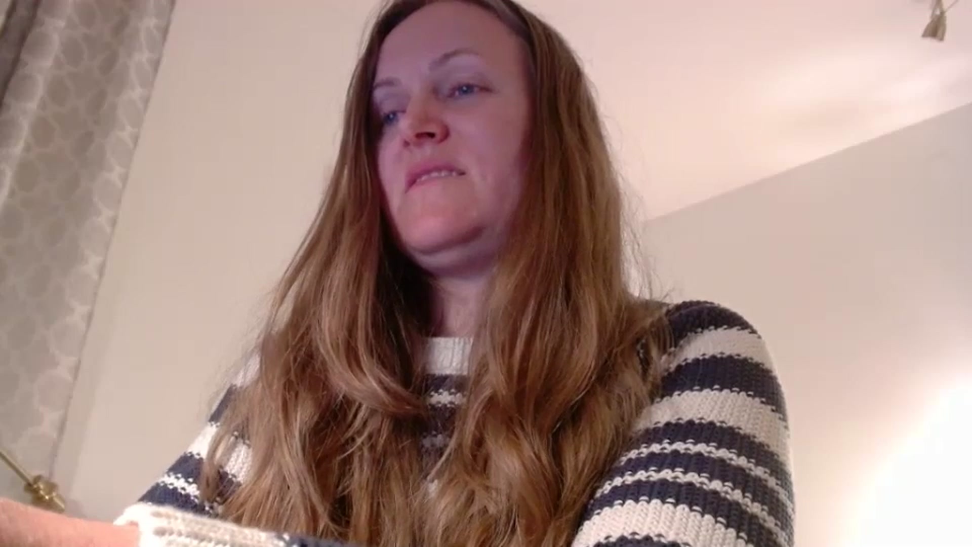 Gallery image thumbnail from JustLily's myfreecams stream on, 04/15/2025, 24:09 image 19 of 20