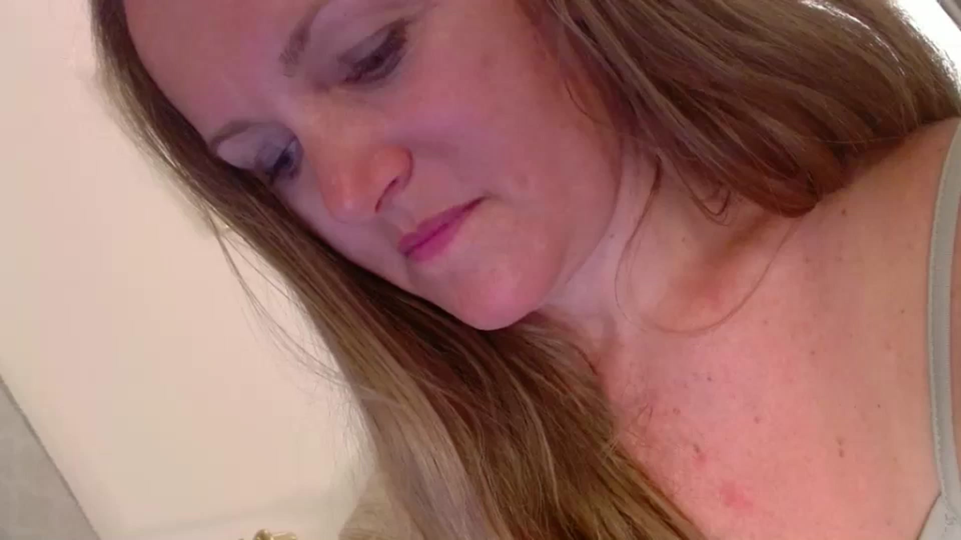 Gallery image thumbnail from JustLily's myfreecams stream on, 05/06/2025, 23:24 image 9 of 20