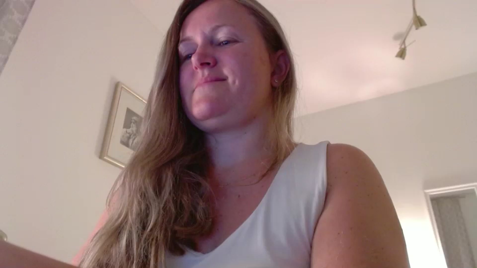 Gallery image thumbnail from JustLily's myfreecams stream on, 05/09/2025, 24:07 image 6 of 20