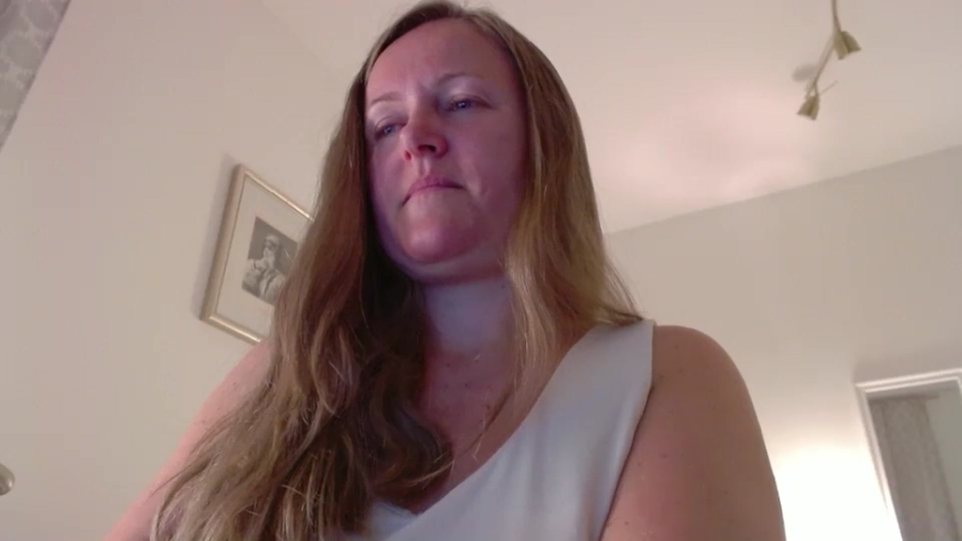 Gallery image thumbnail from JustLily's myfreecams stream on, 05/09/2025, 24:07 image 18 of 20