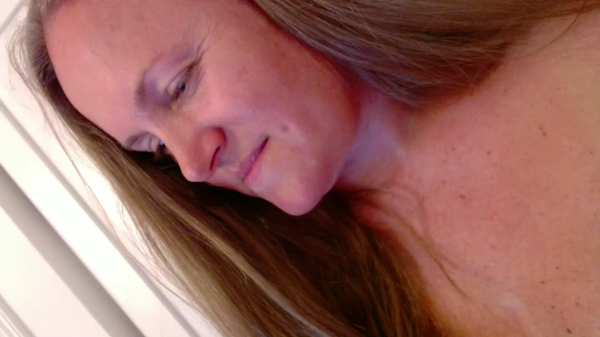 Gallery image thumbnail from JustLily's myfreecams stream on, 05/09/2025, 21:13 image 19 of 20