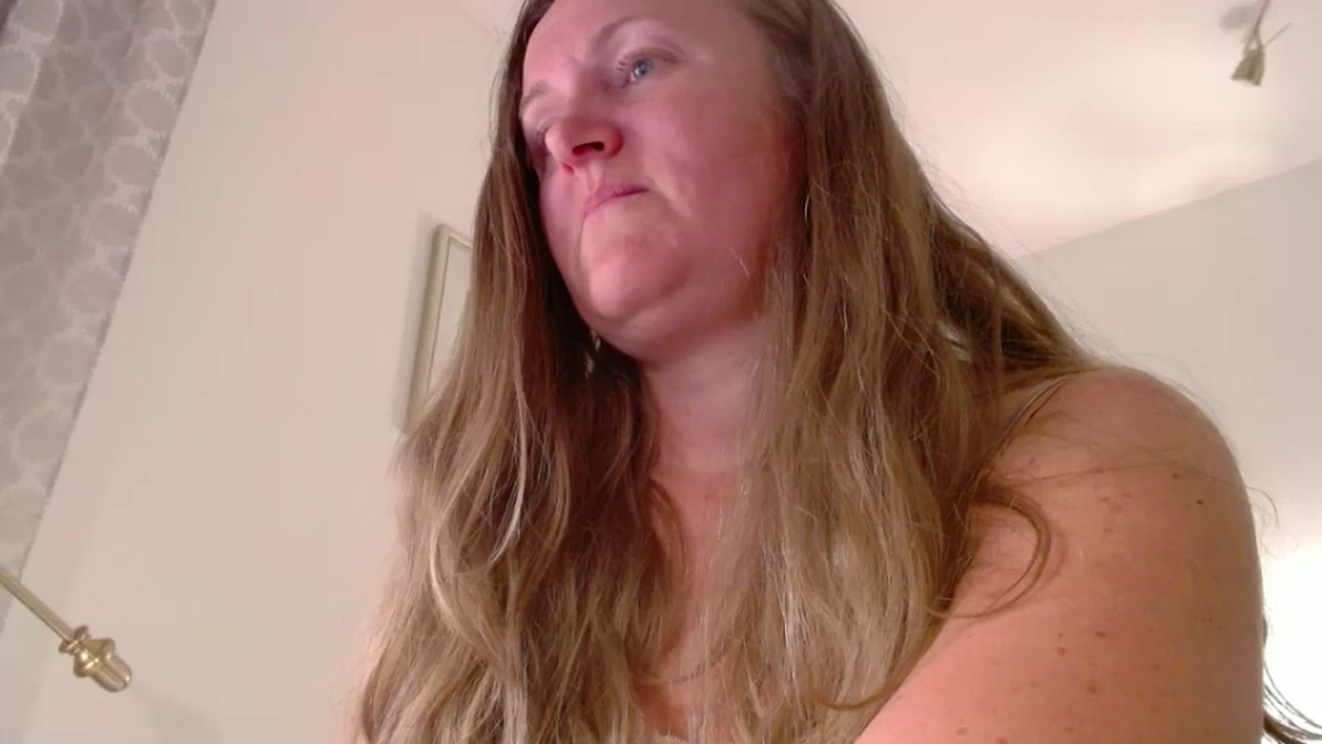 Gallery image thumbnail from JustLily's myfreecams stream on, 05/11/2025, 24:38 image 13 of 20