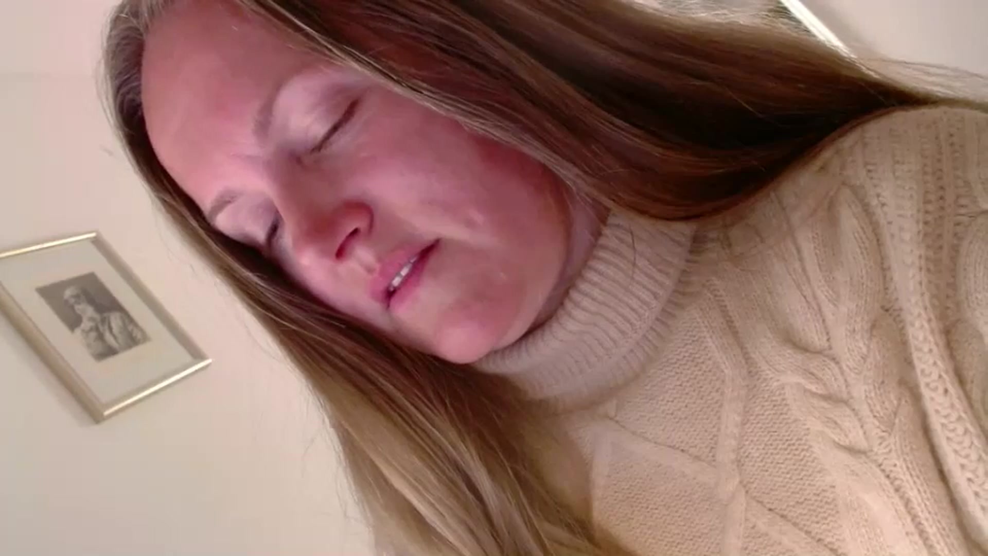 Gallery image thumbnail from JustLily's myfreecams stream on, 05/11/2025, 24:38 image 6 of 20
