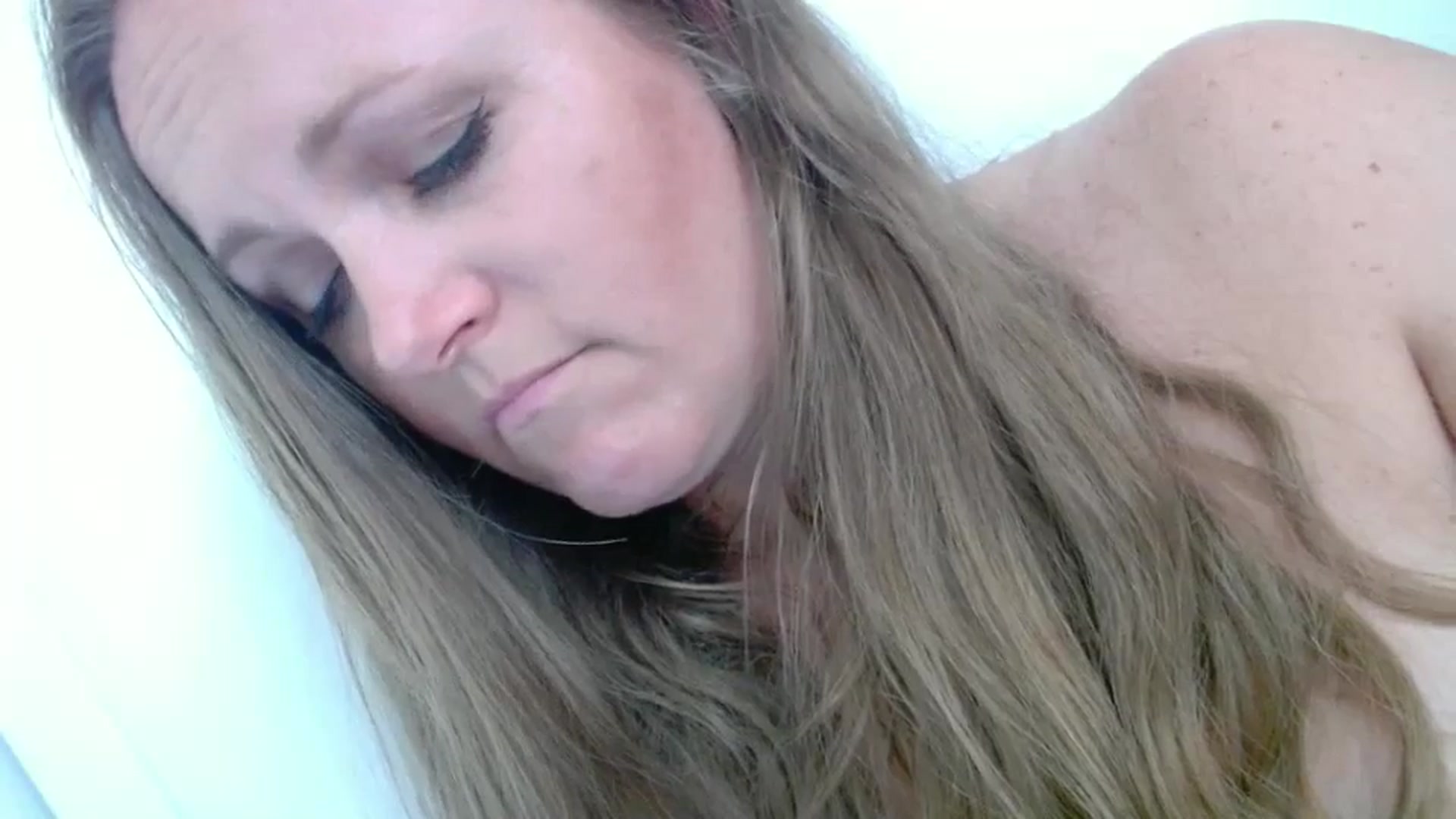 Gallery image thumbnail from JustLily's myfreecams stream on, 05/11/2025, 13:40 image 3 of 20