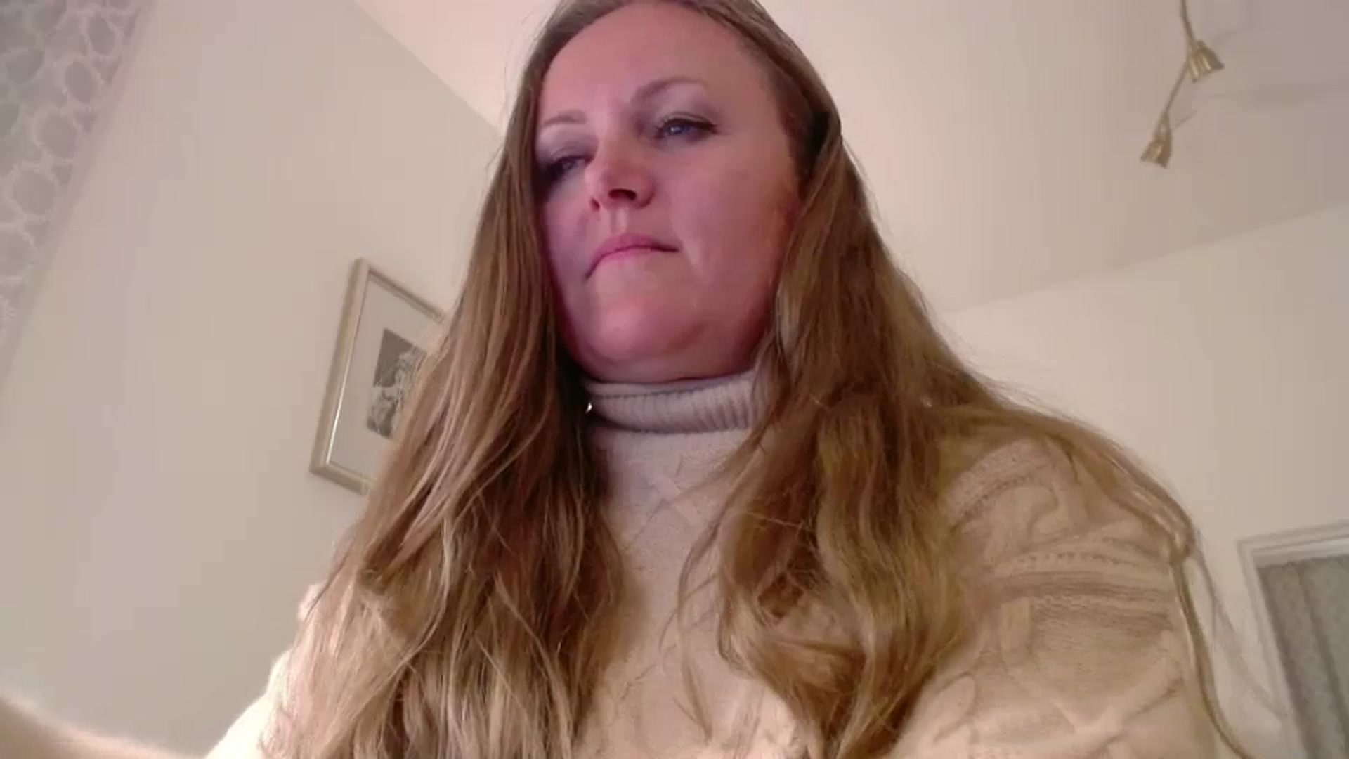 Gallery image thumbnail from JustLily's myfreecams stream on, 05/11/2025, 22:07 image 19 of 20