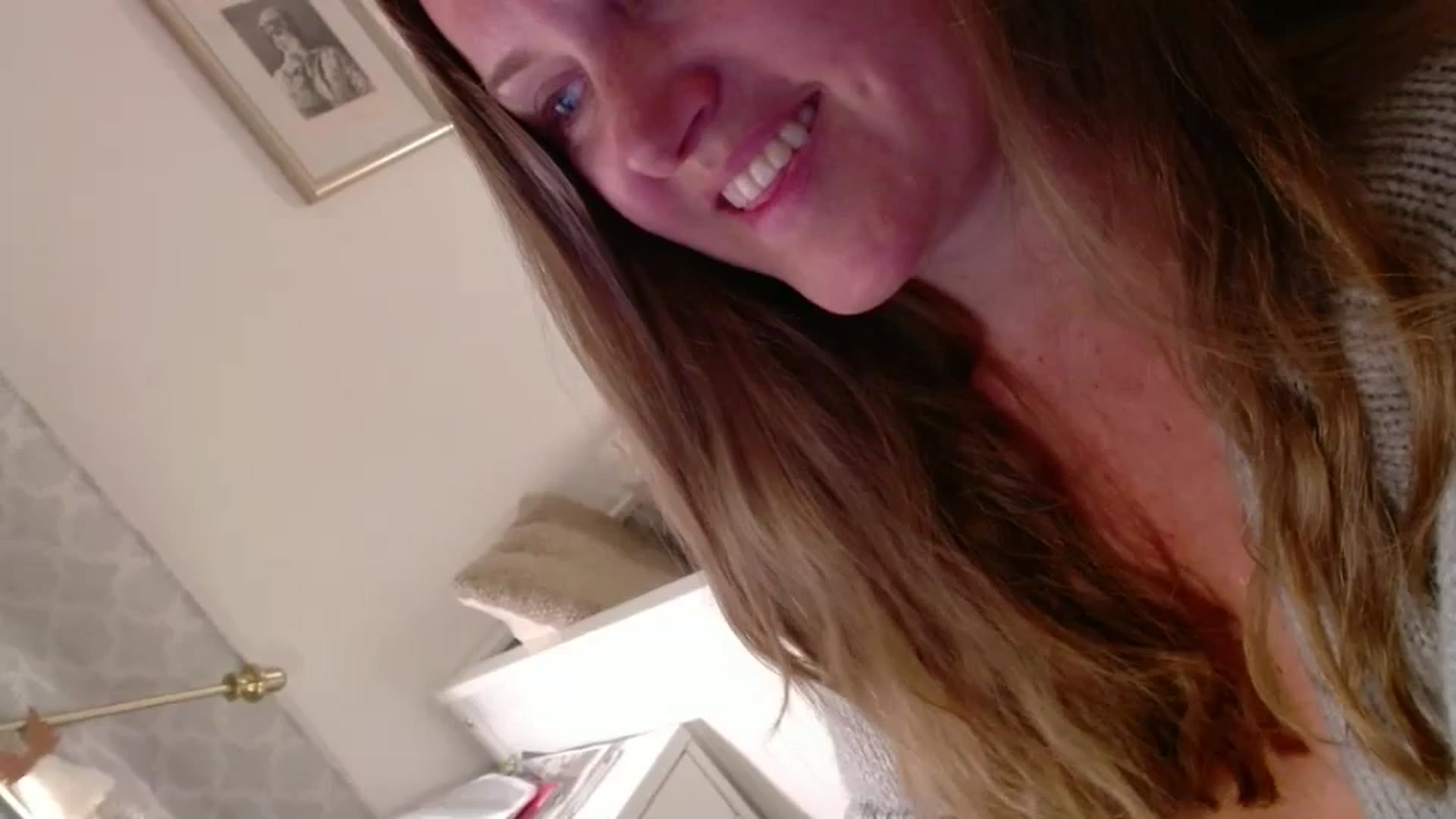 Gallery image thumbnail from JustLily's myfreecams stream on, 05/16/2025, 01:36 image 3 of 20