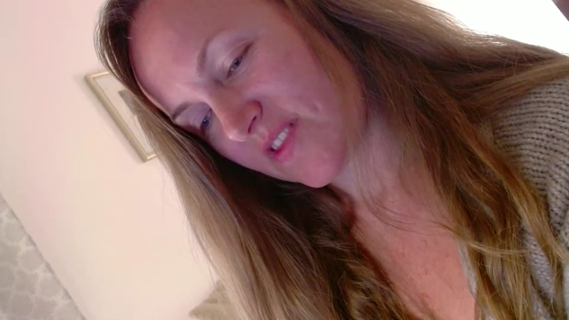 Gallery image thumbnail from JustLily's myfreecams stream on, 05/16/2025, 01:36 image 4 of 20