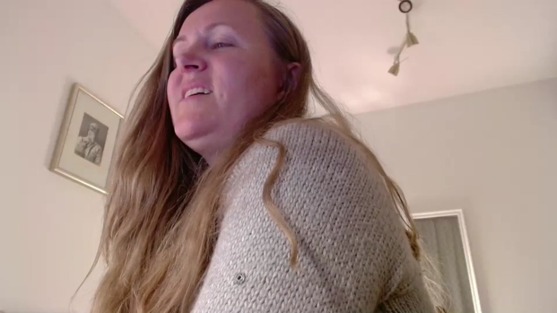 Gallery image thumbnail from JustLily's myfreecams stream on, 05/16/2025, 01:36 image 11 of 20