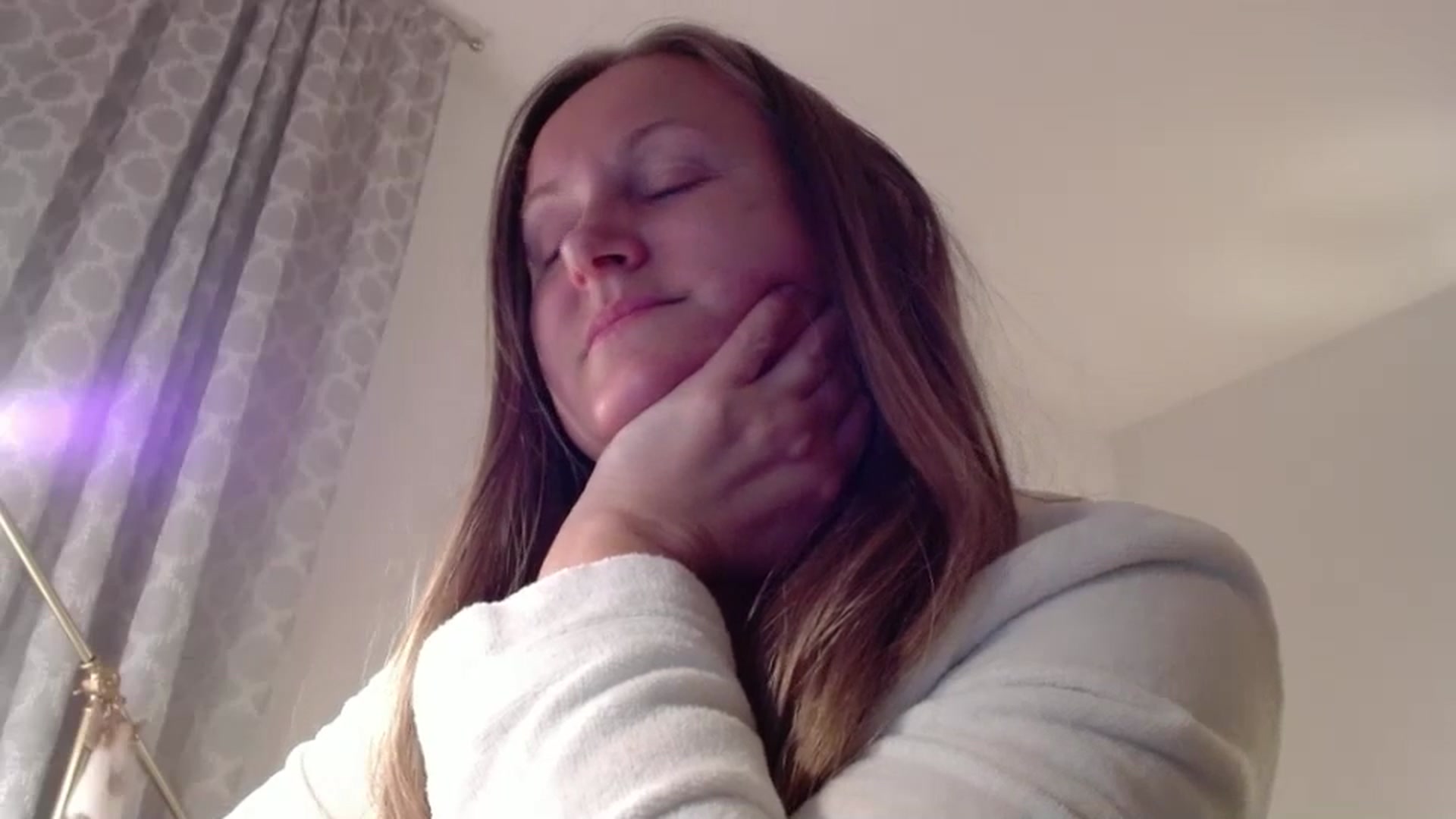 Gallery image thumbnail from JustLily's myfreecams stream on, 05/26/2025, 22:05 image 14 of 20