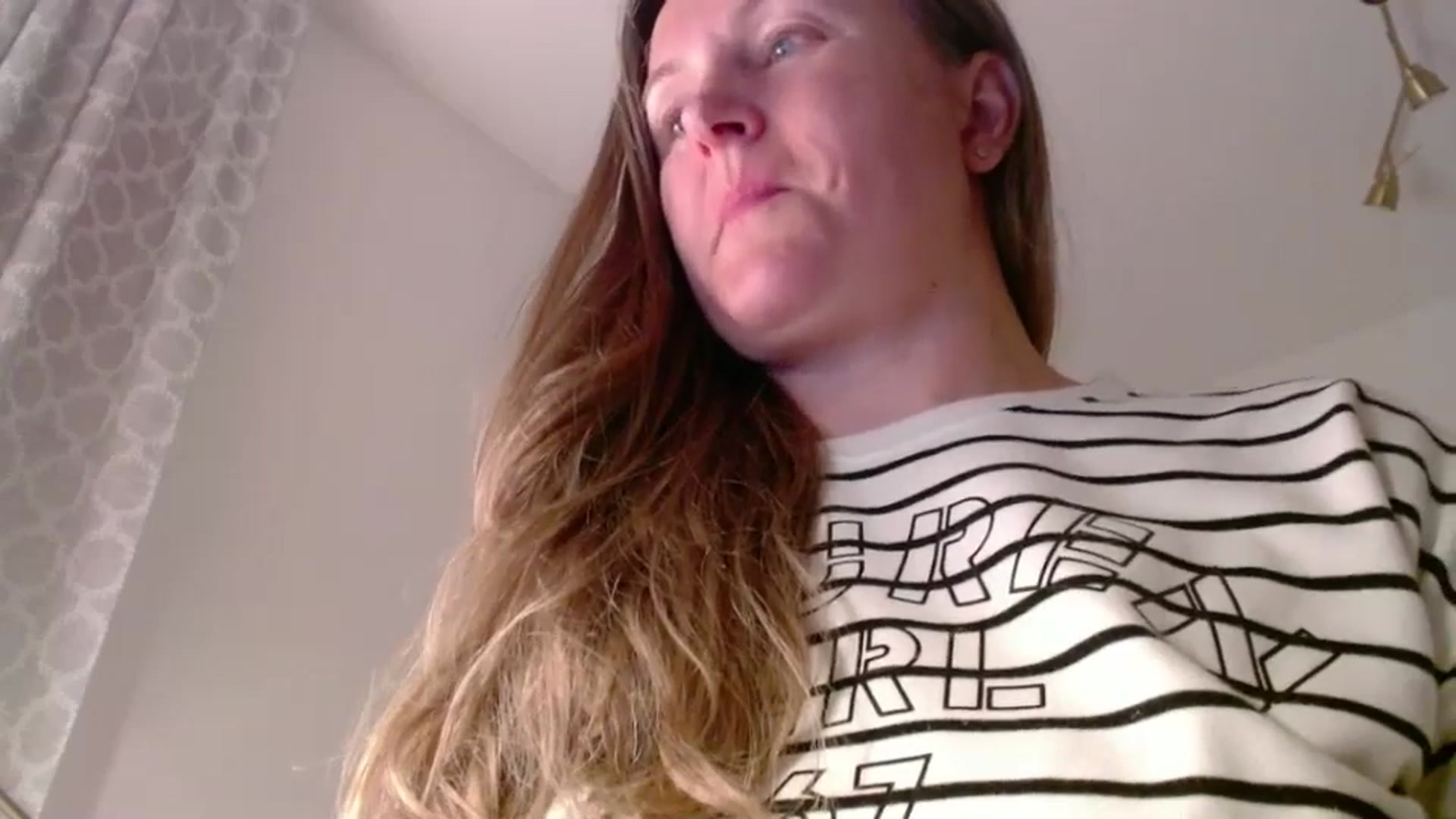 Gallery image thumbnail from JustLily's myfreecams stream on, 06/10/2025, 21:56 image 2 of 20