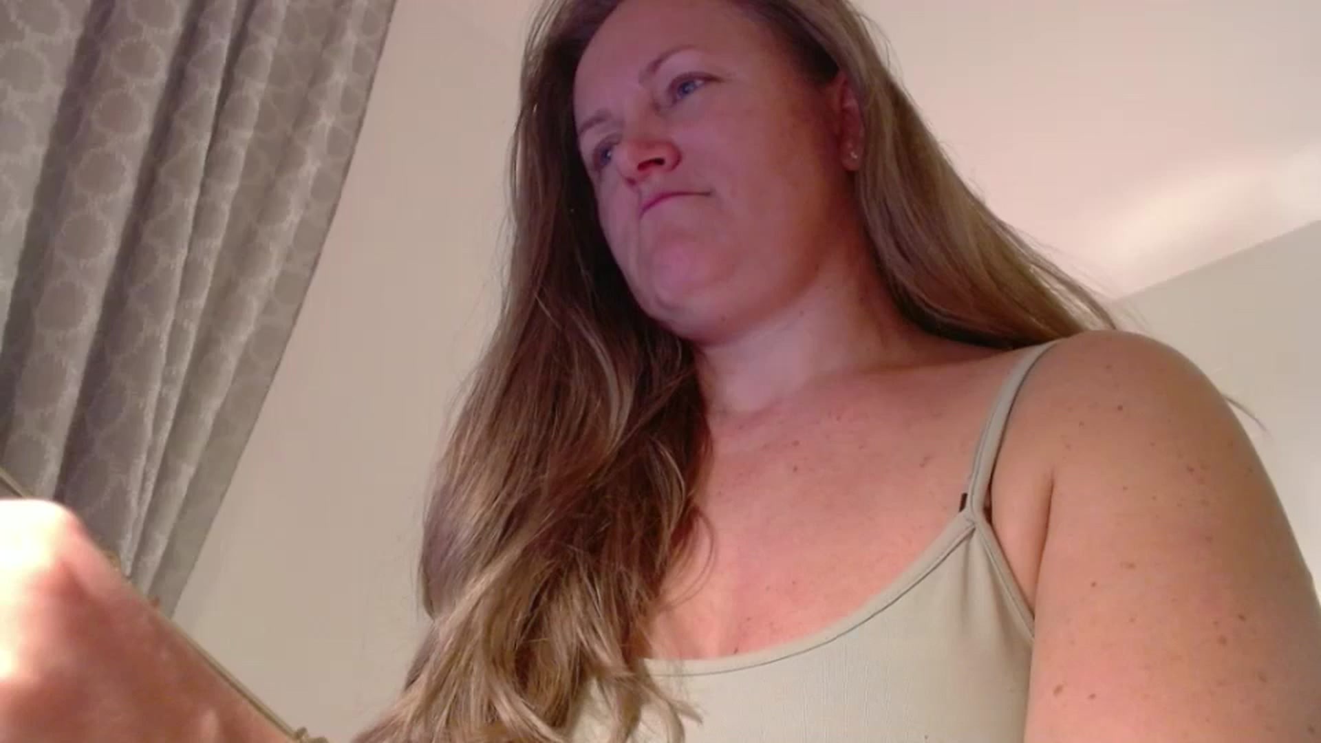 Gallery image thumbnail from JustLily's myfreecams stream on, 06/11/2025, 23:06 image 10 of 20
