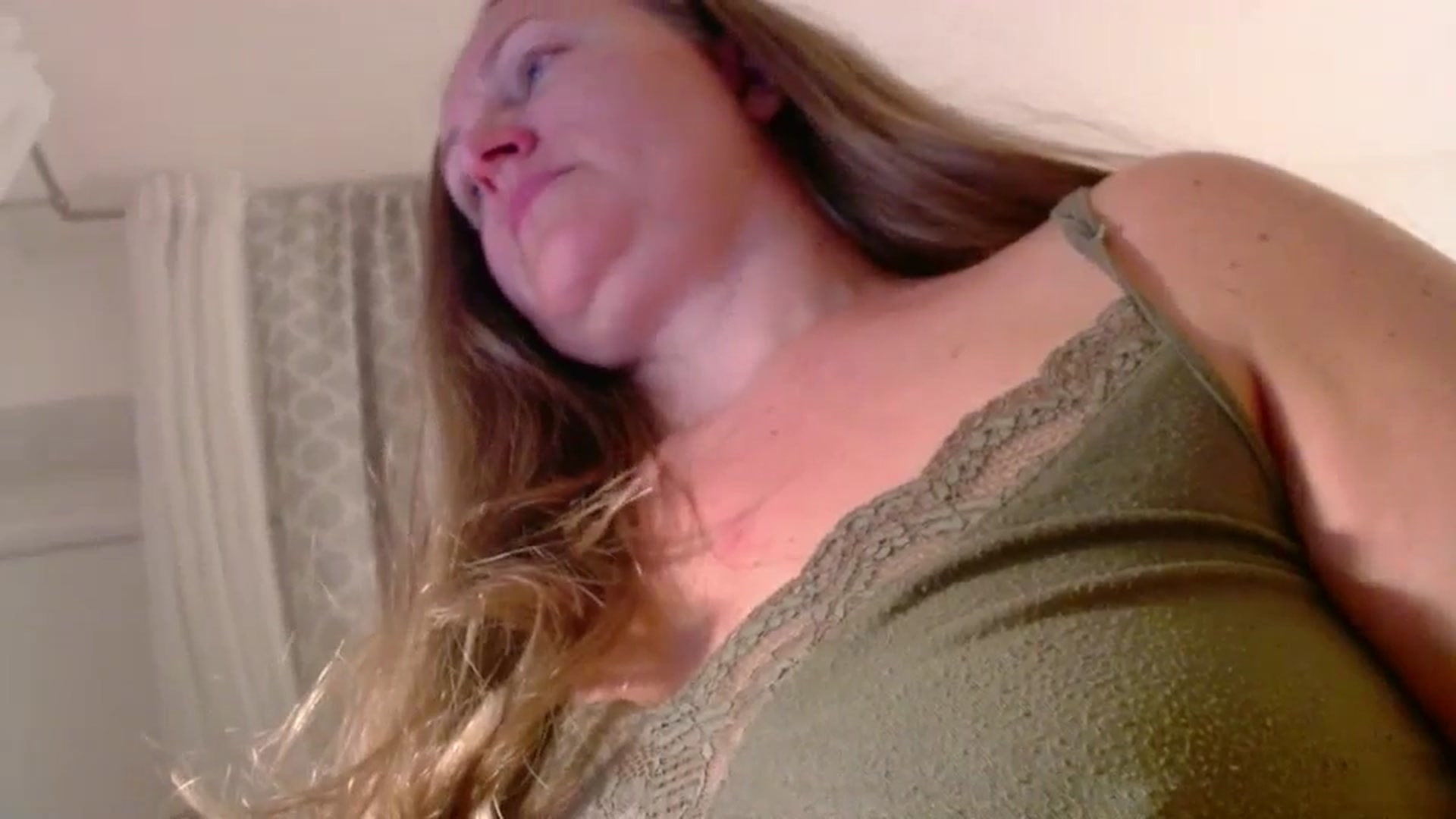 Gallery image thumbnail from JustLily's myfreecams stream on, 06/14/2025, 22:24 image 7 of 20