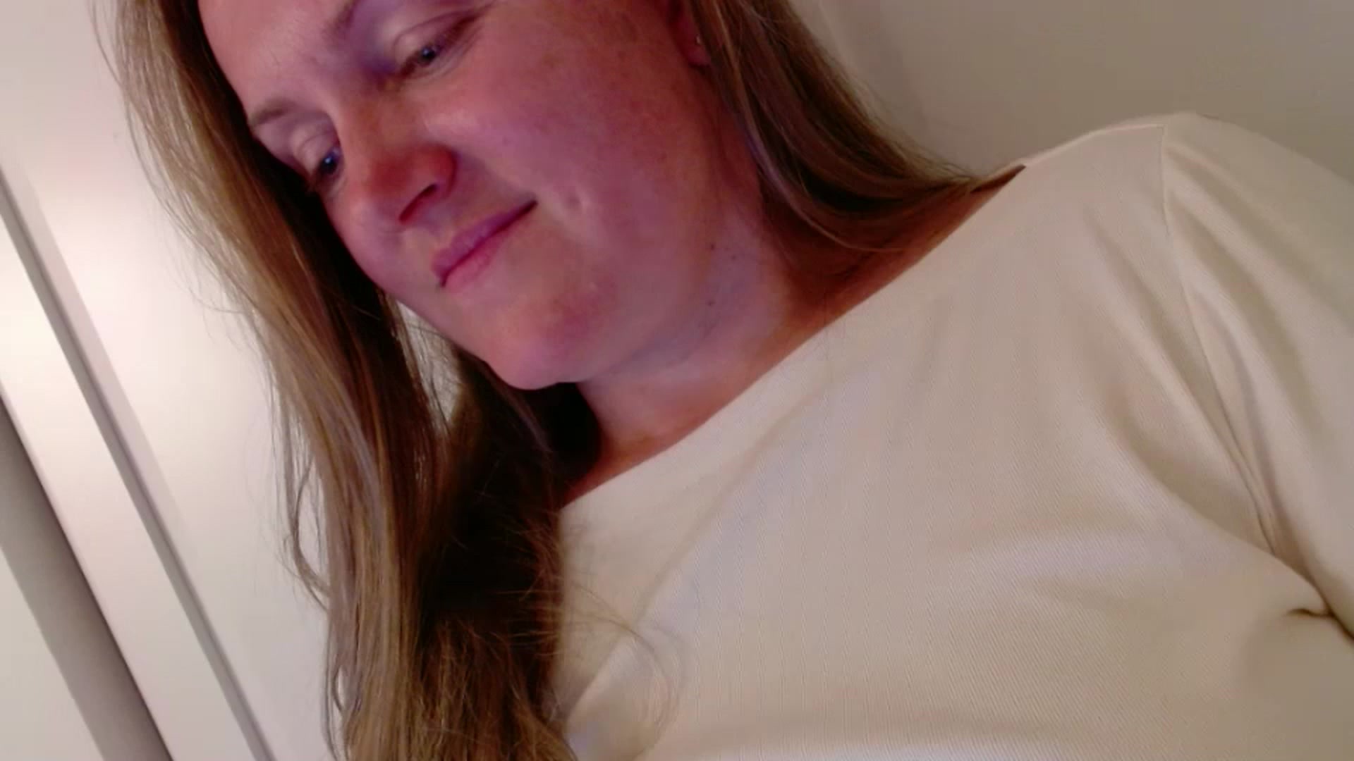 Gallery image thumbnail from JustLily's myfreecams stream on, 06/17/2025, 22:28 image 6 of 20