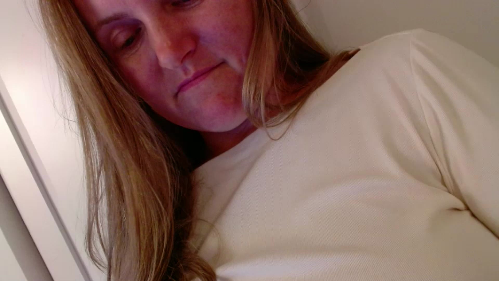 Gallery image thumbnail from JustLily's myfreecams stream on, 06/17/2025, 22:28 image 16 of 20