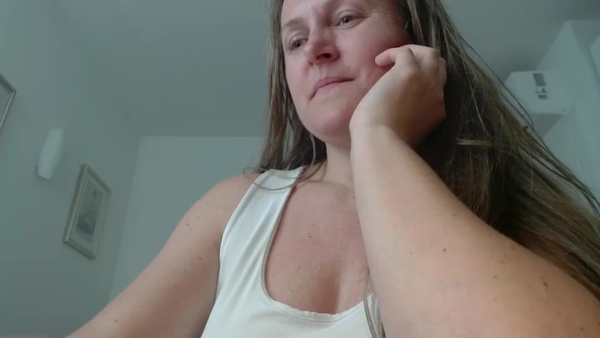 Gallery image thumbnail from JustLily's myfreecams stream on, 06/19/2025, 13:24 image 7 of 20