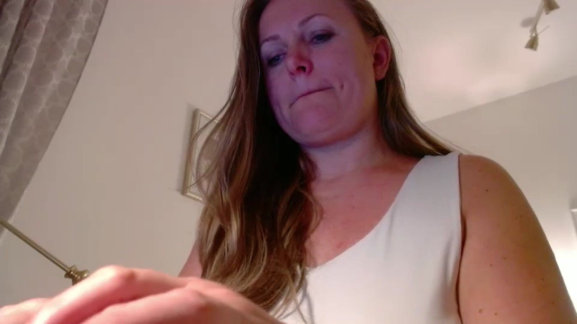 Gallery image thumbnail from JustLily's myfreecams stream on, 06/23/2025, 23:04 image 3 of 20
