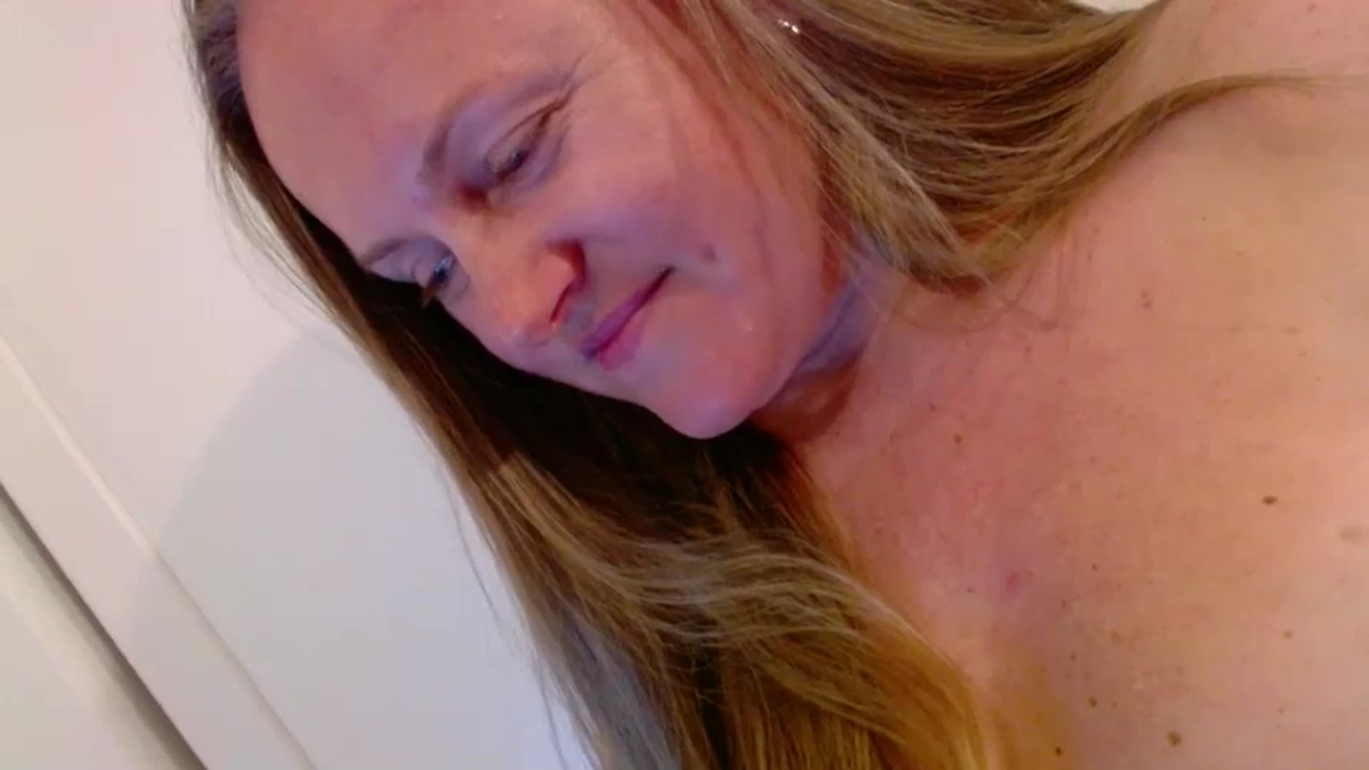 Gallery image thumbnail from JustLily's myfreecams stream on, 07/04/2025, 23:43 image 19 of 20