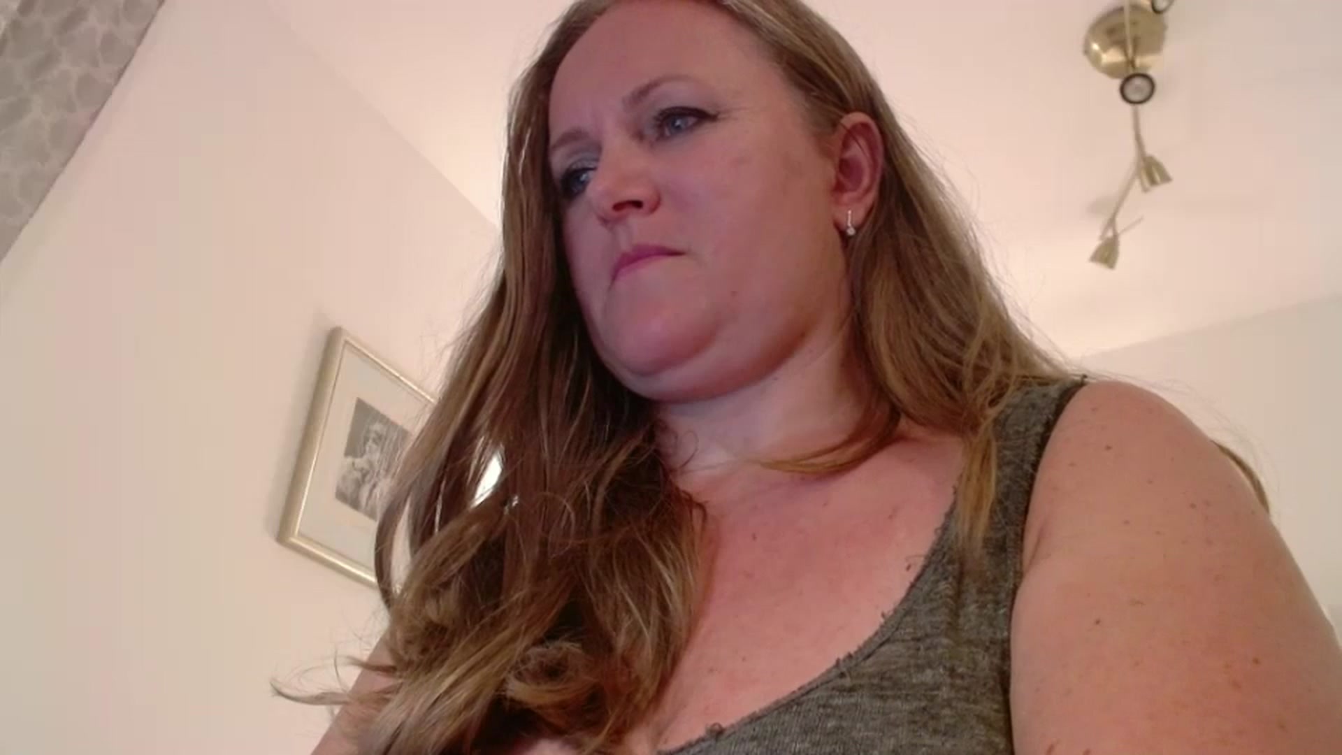 Gallery image thumbnail from JustLily's myfreecams stream on, 07/21/2025, 22:04 image 13 of 20