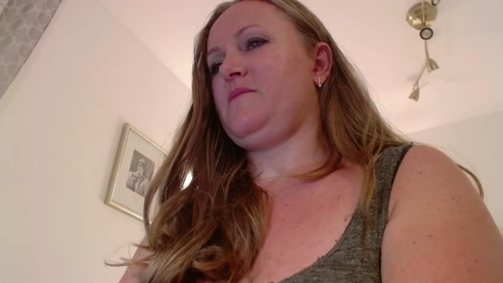 Gallery image thumbnail from JustLily's myfreecams stream on, 07/21/2025, 22:04 image 16 of 20