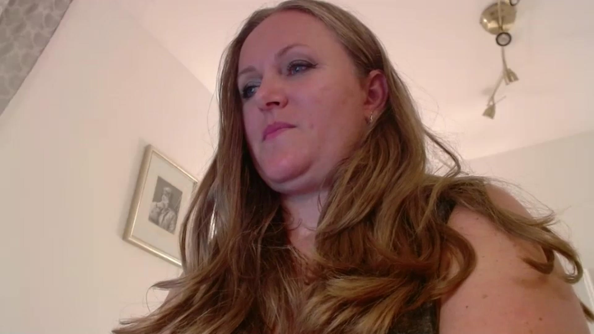 Gallery image thumbnail from JustLily's myfreecams stream on, 07/21/2025, 22:04 image 7 of 20