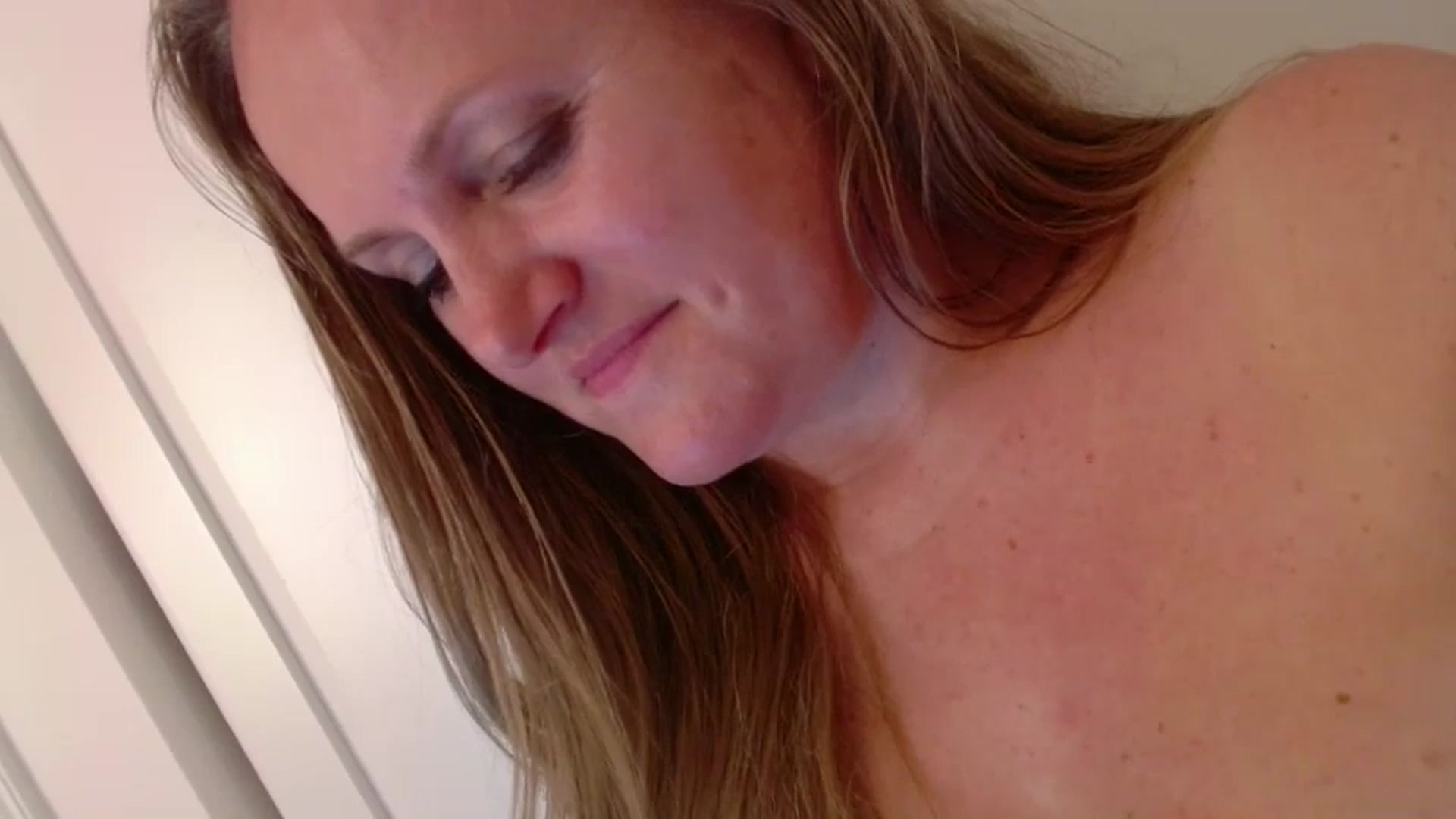 Gallery image thumbnail from JustLily's myfreecams stream on, 07/23/2025, 24:13 image 20 of 20