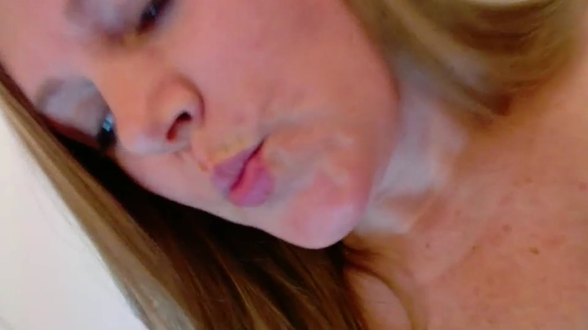 Gallery image thumbnail from JustLily's myfreecams stream on, 07/23/2025, 22:13 image 15 of 20