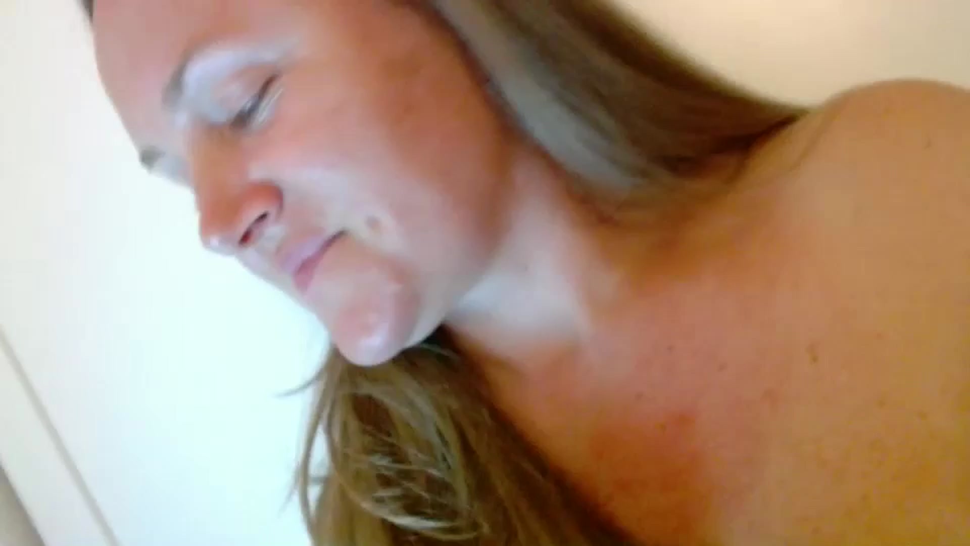 Gallery image thumbnail from JustLily's myfreecams stream on, 08/04/2025, 21:10 image 1 of 20