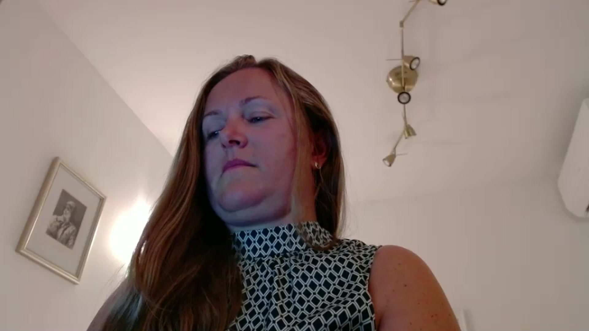 Gallery image thumbnail from JustLily's myfreecams stream on, 08/18/2025, 22:17 image 12 of 20