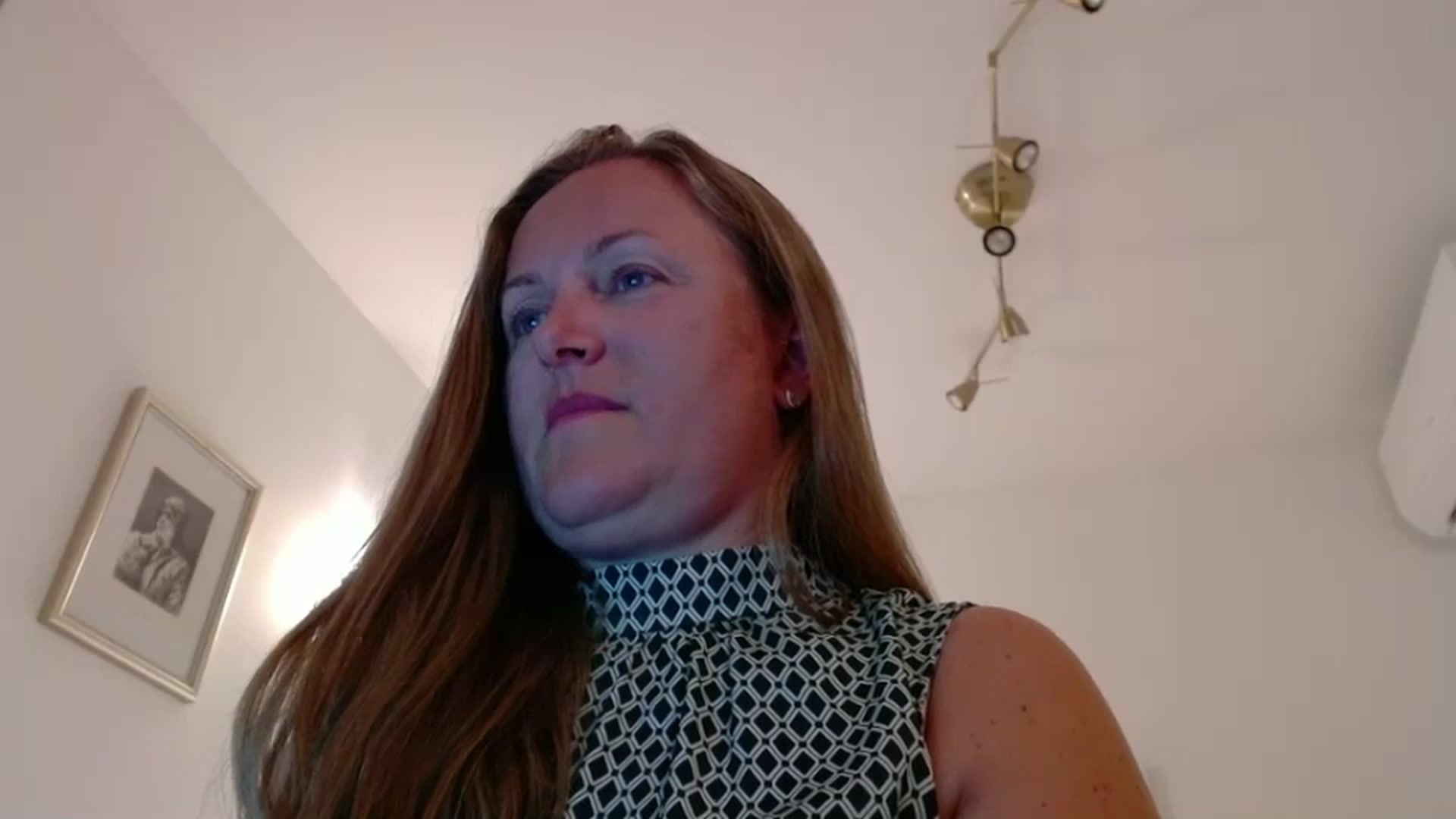 Gallery image thumbnail from JustLily's myfreecams stream on, 08/18/2025, 22:17 image 17 of 20